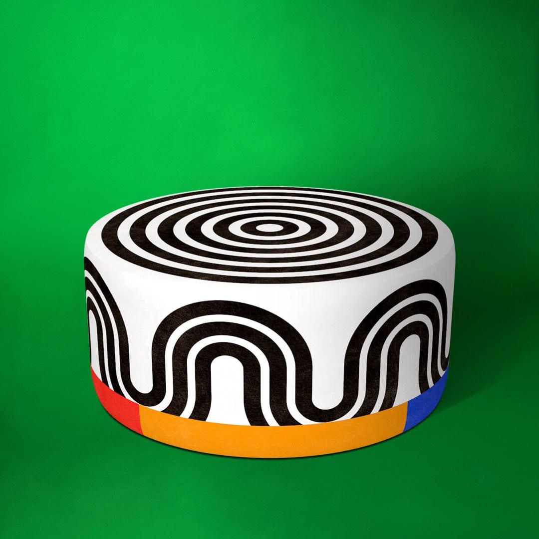 Puf SPYRAL biały Qeeboo Eye on Design