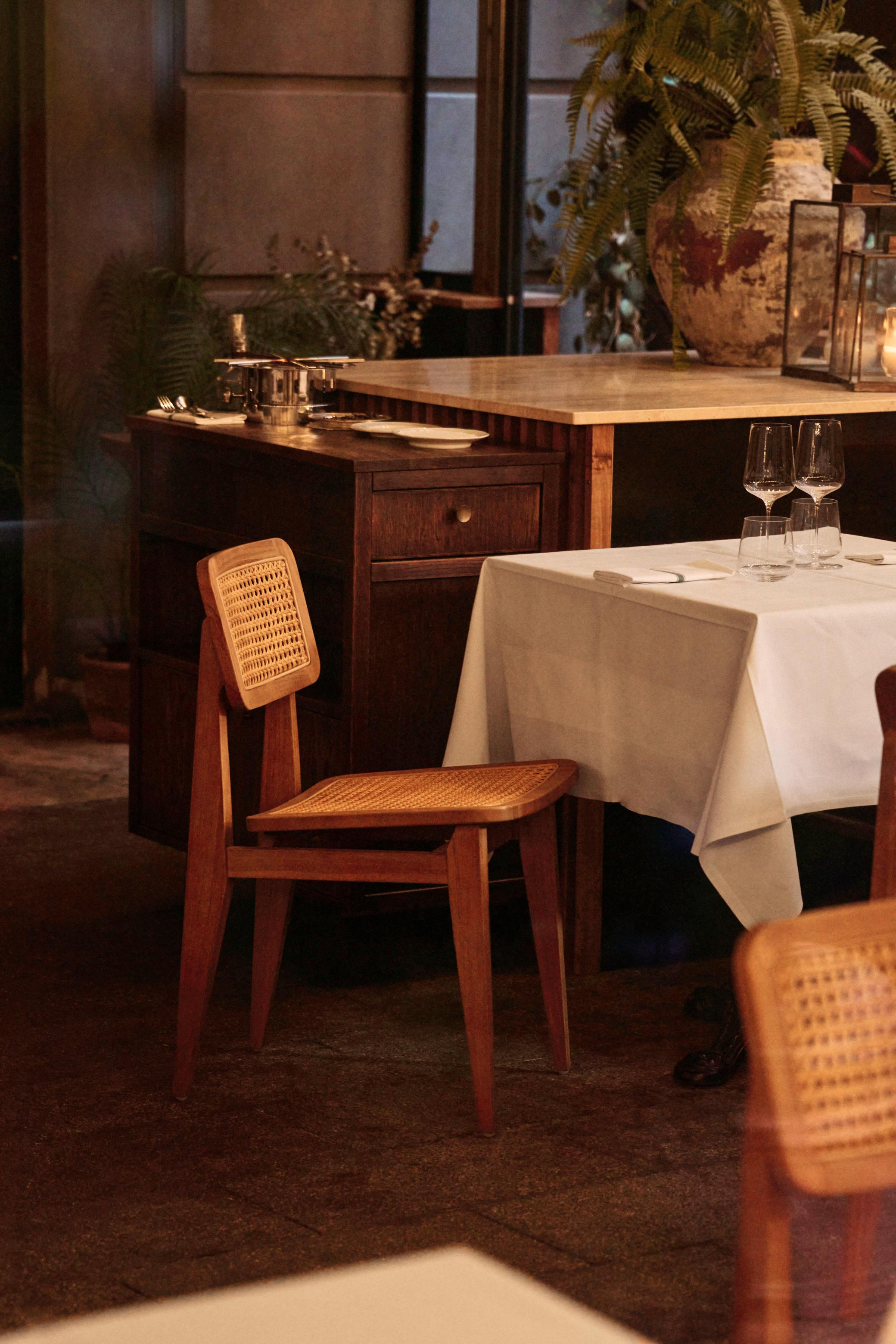 Zahradní křeslo C-CHAIR z teakového dřeva s pleteninou