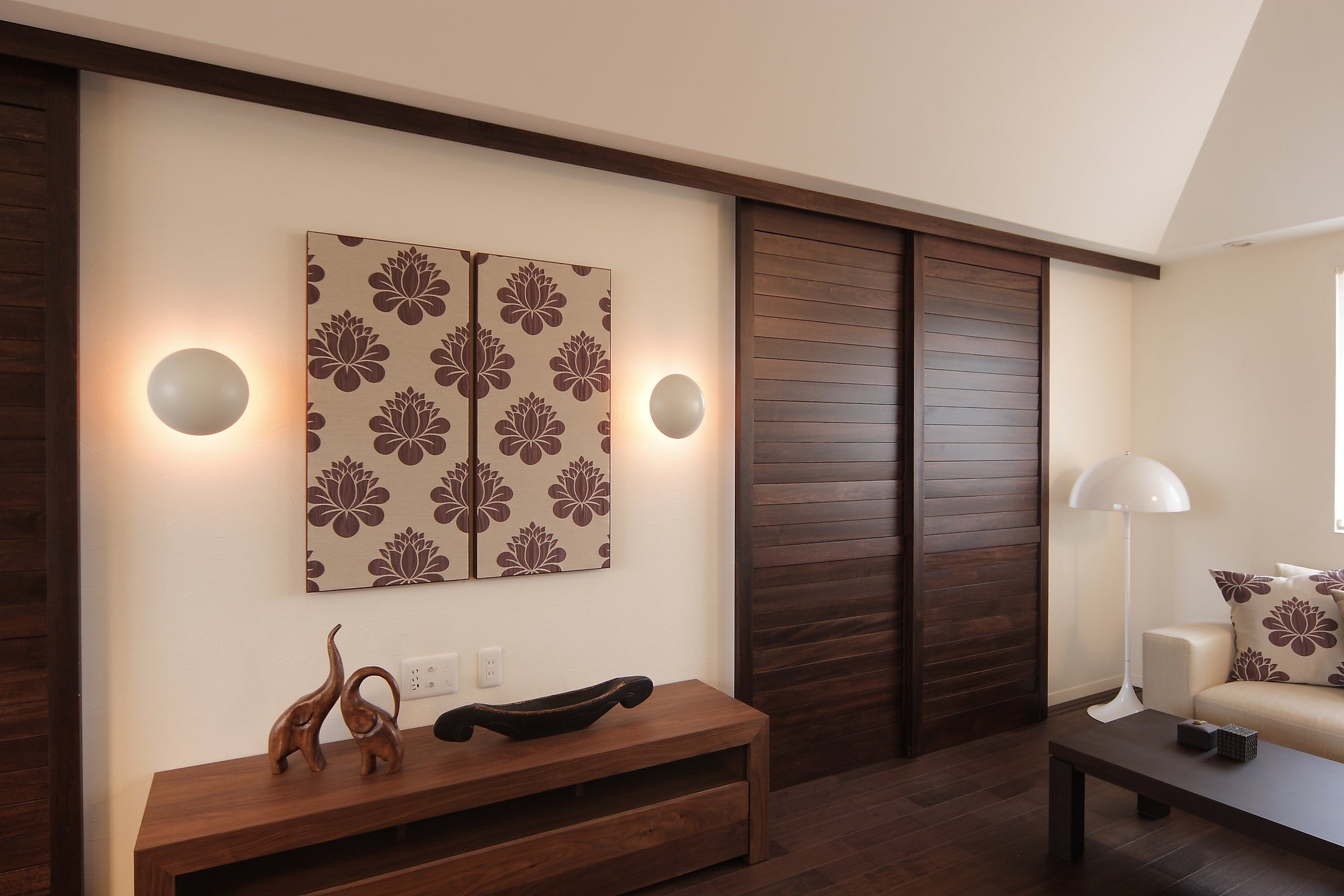 Lampa ścienna PH HAT biały