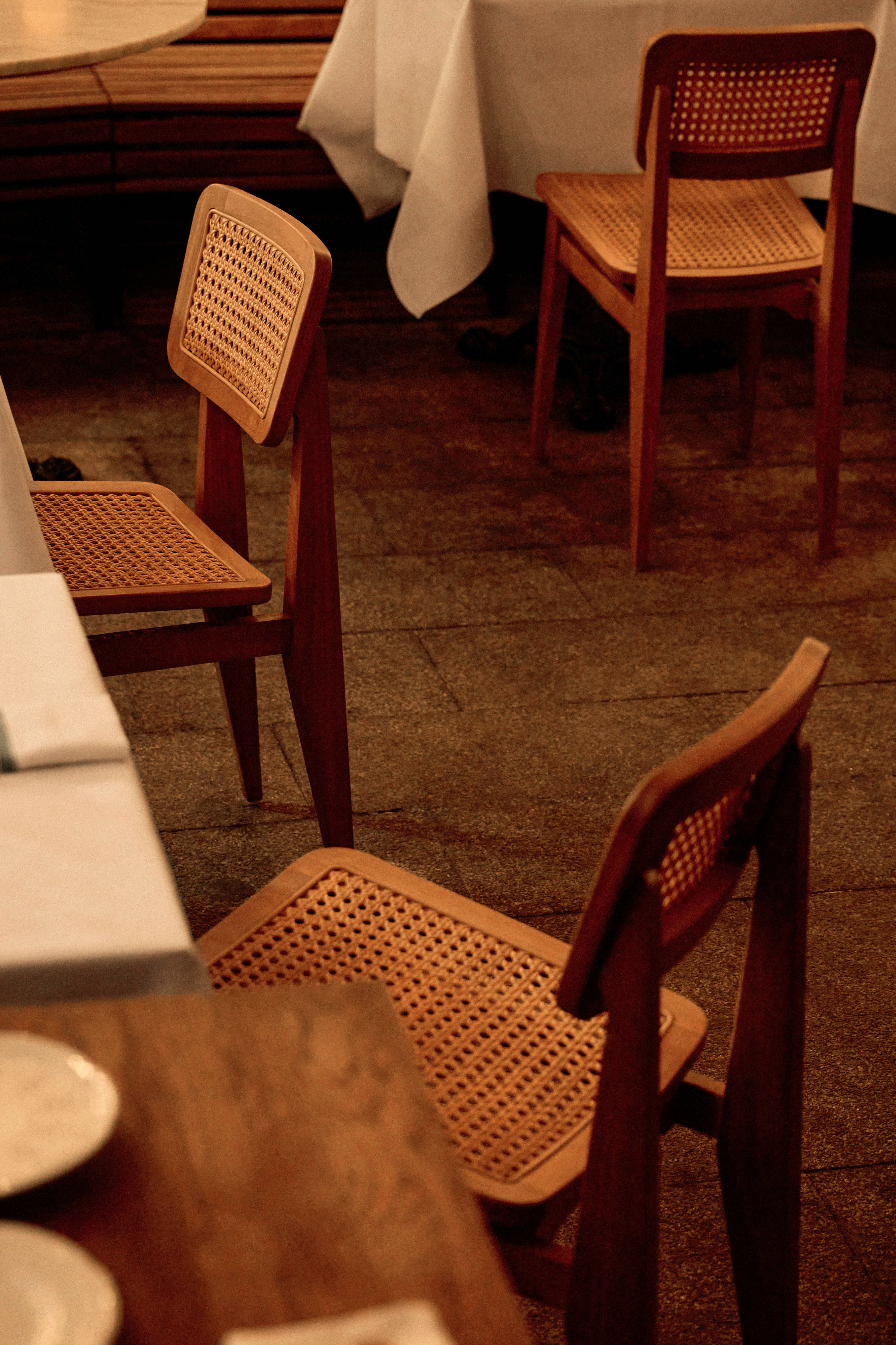 Zahradní křeslo C-CHAIR z teakového dřeva s pleteninou