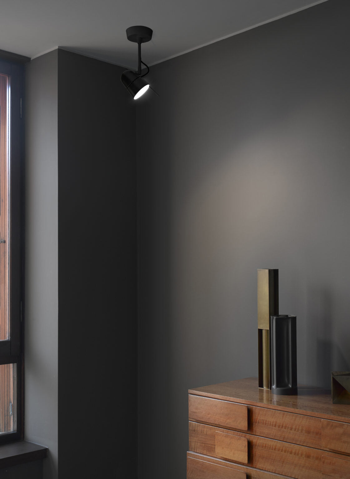 Adjustable Wall Lamp COUNTERBALANCE black