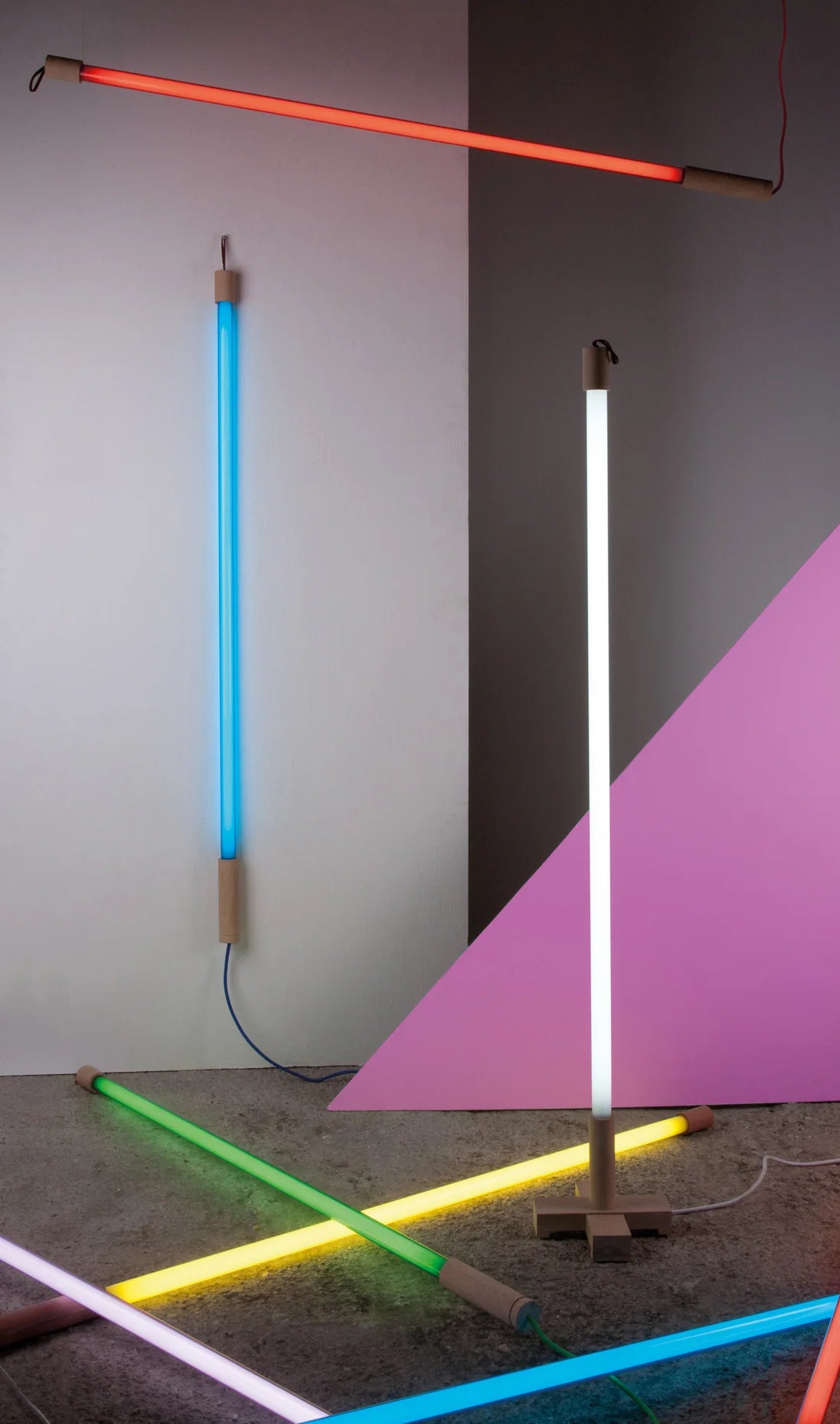LED lampa LINEA růžová