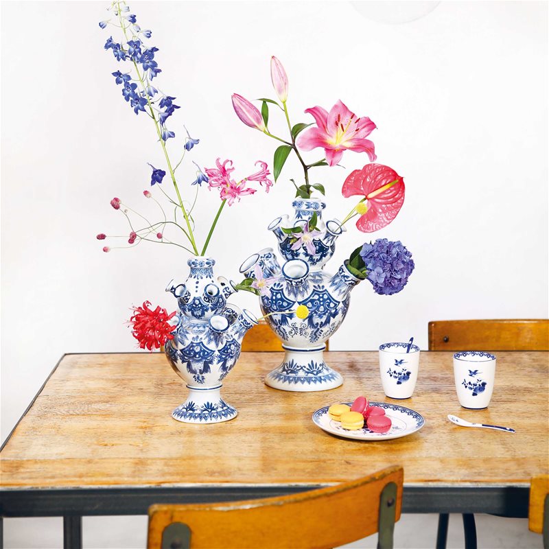 White Tulip Pyramid Vase with Blue