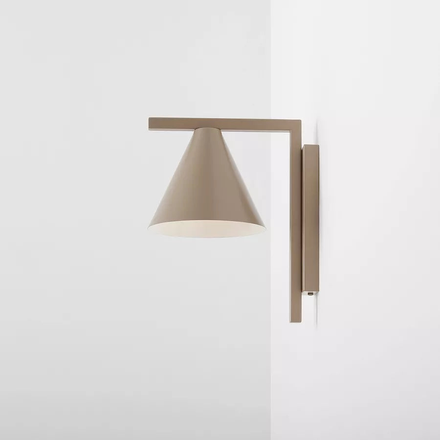 Beige forms wall lamp