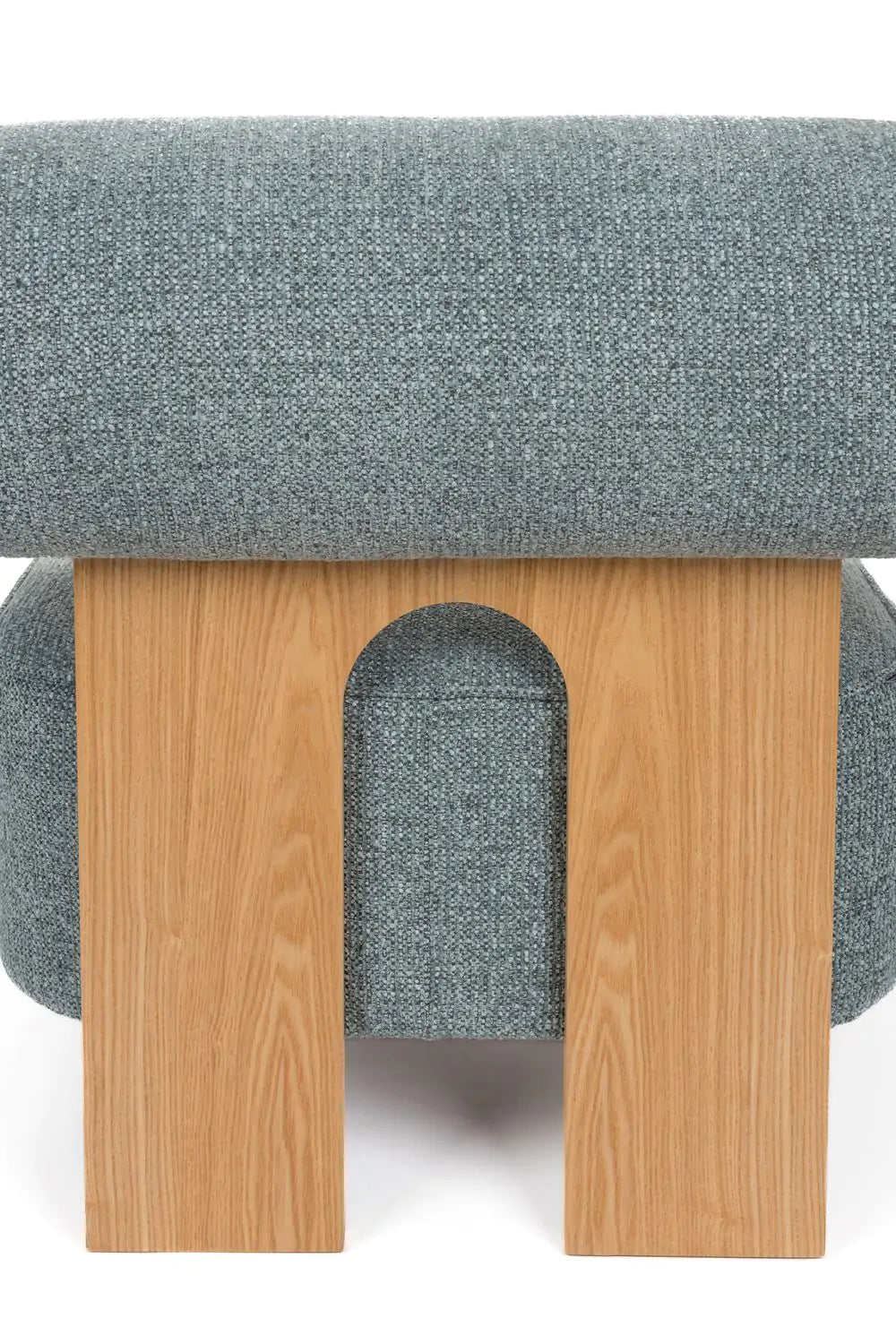 Křeslo OOLONG modré s dřevěnou základnou