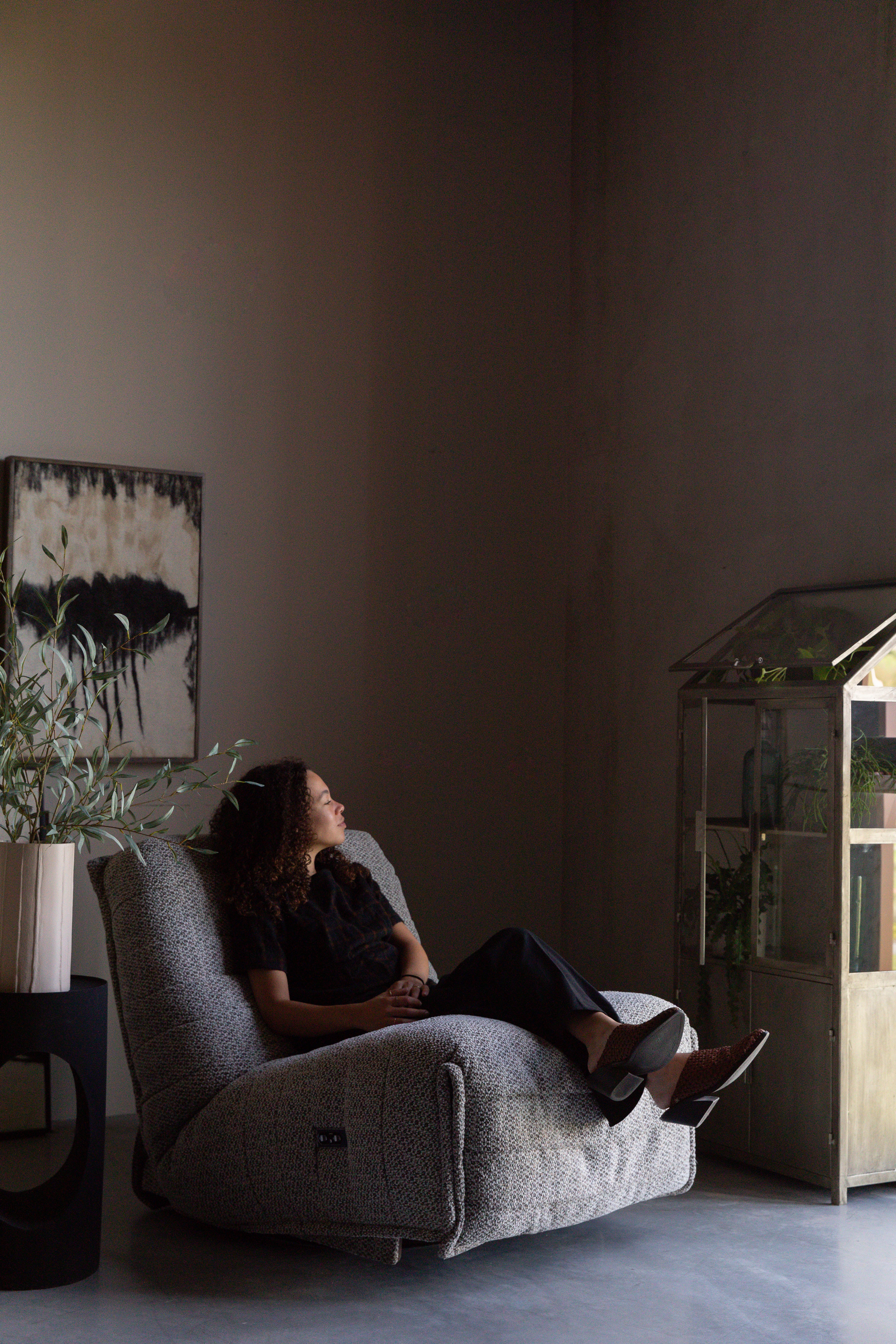 Witryna industrialna MONVISO antyczny złoty