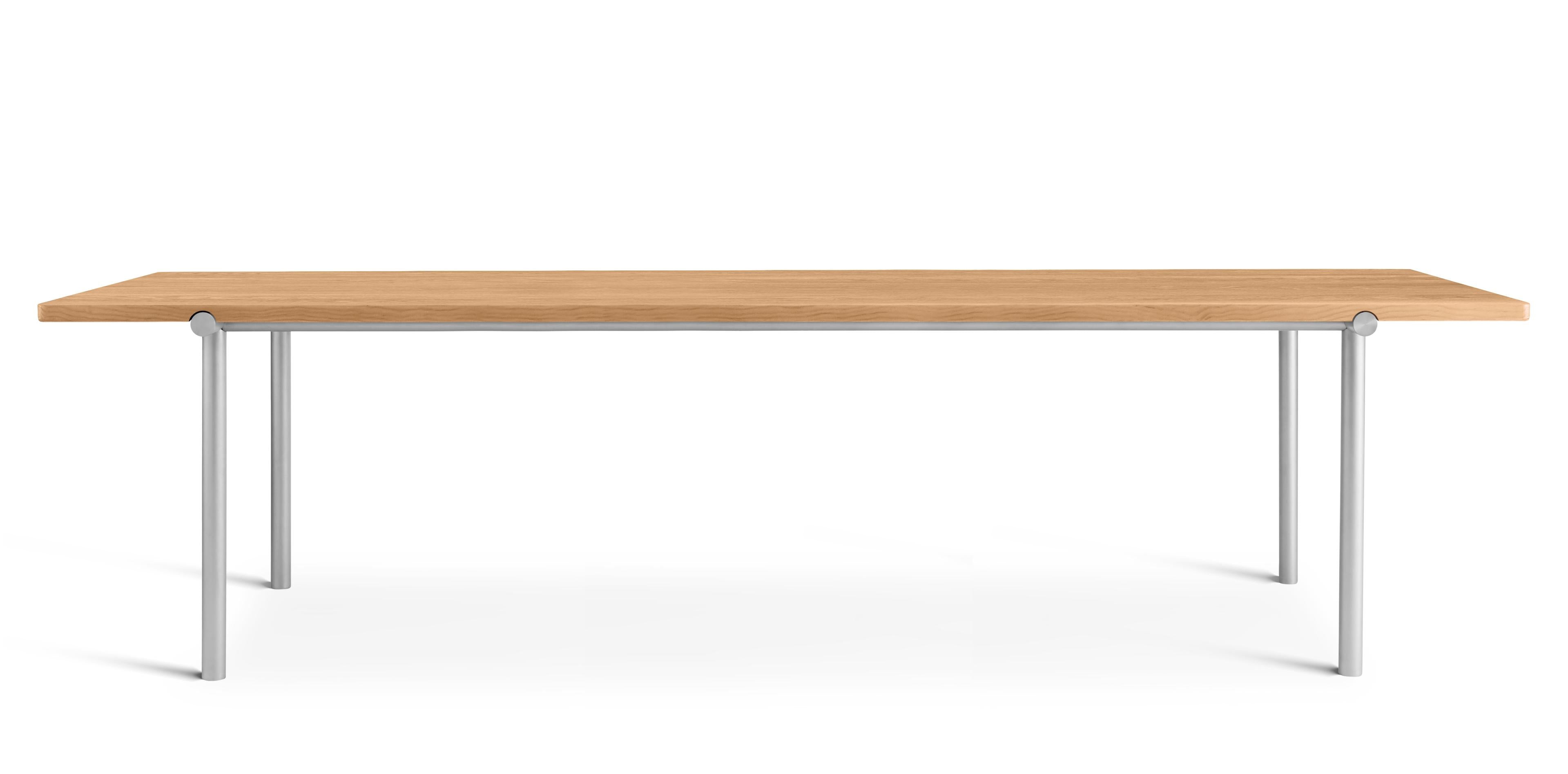 TUBBY TUBE Table oak with aluminum base