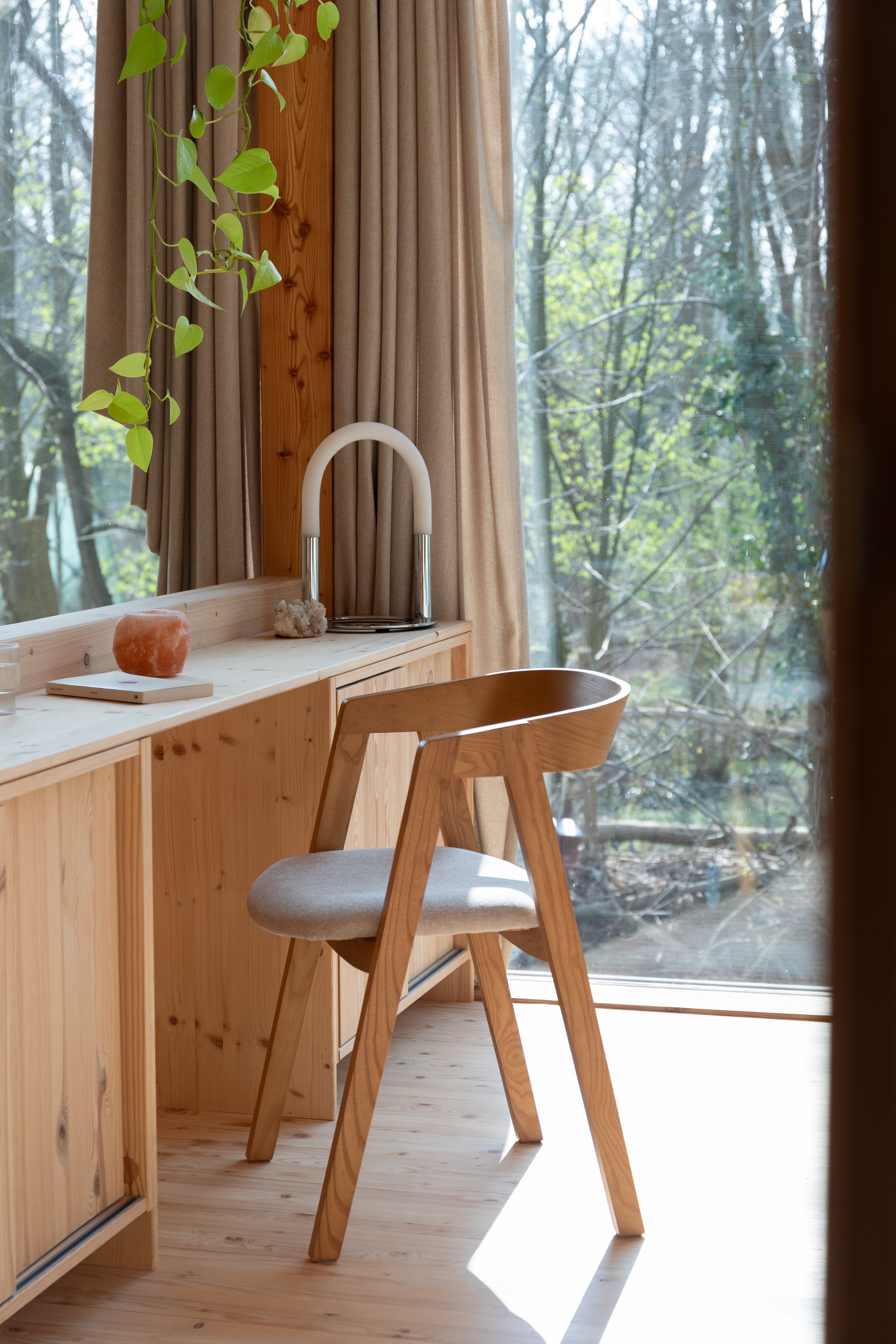 MADS chair in ash wood with beige seat