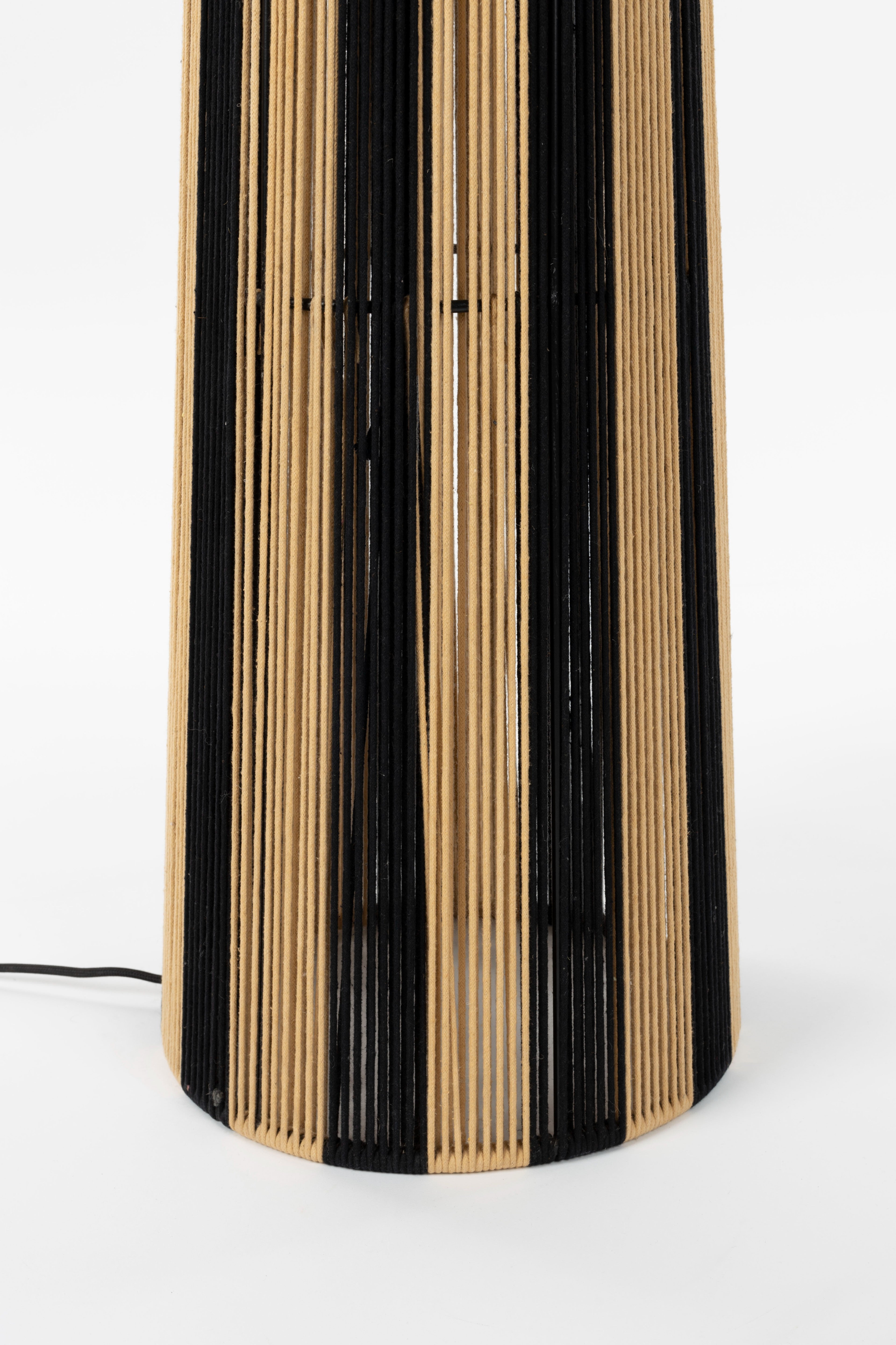 Stojací lampa STRIPE IT UP světle hnědá s černou