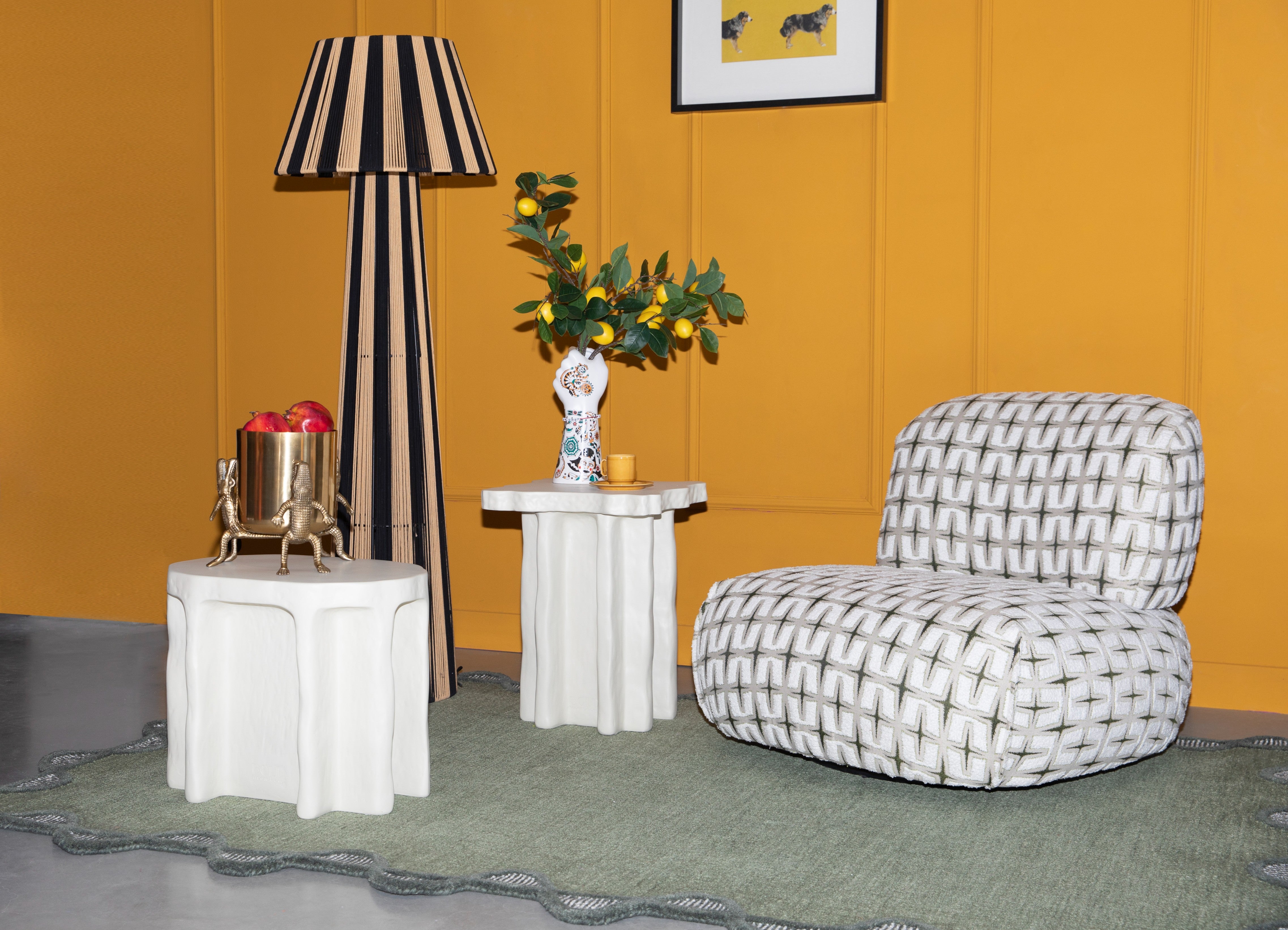 Stojací lampa STRIPE IT UP světle hnědá s černou