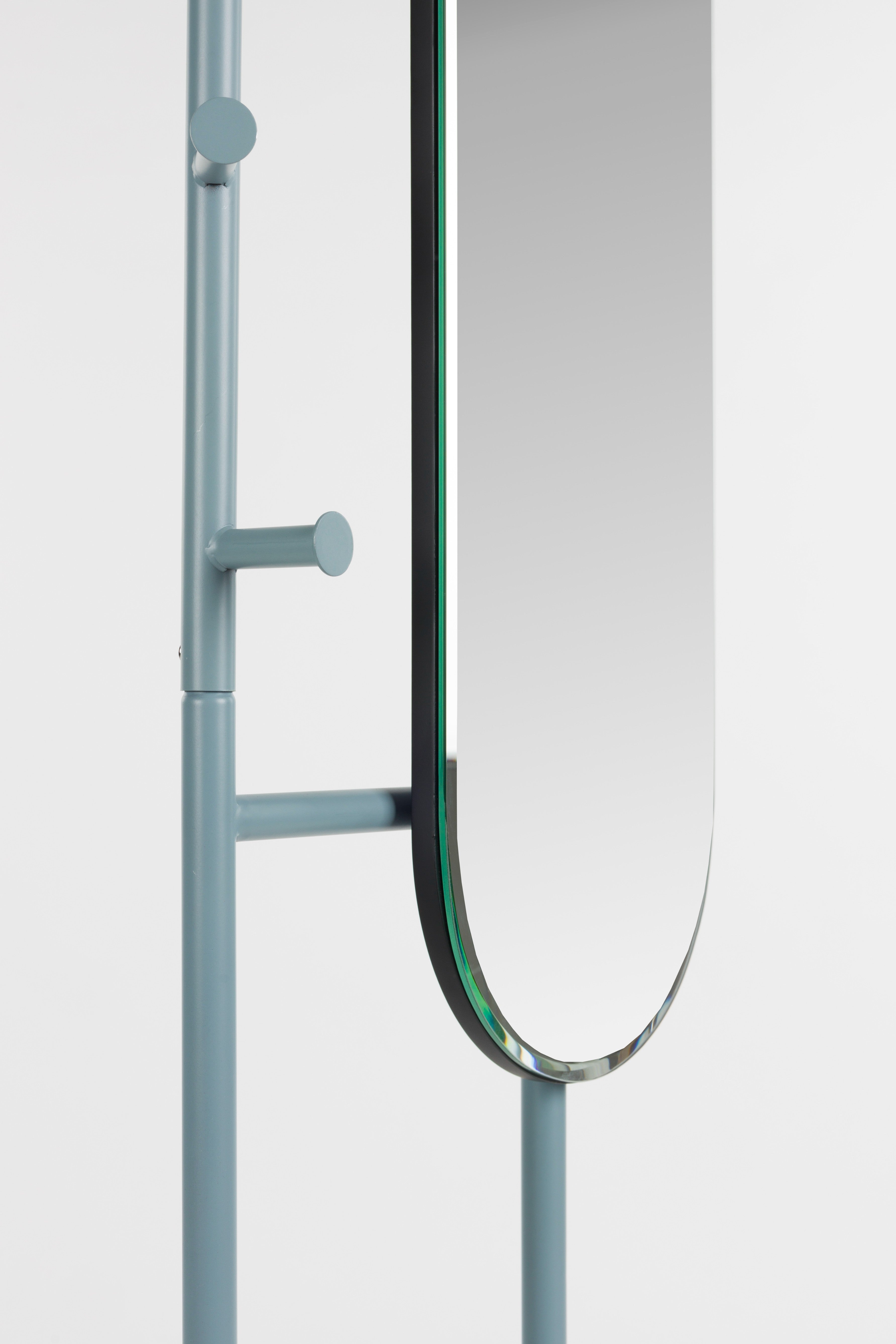 VERO blue mirror