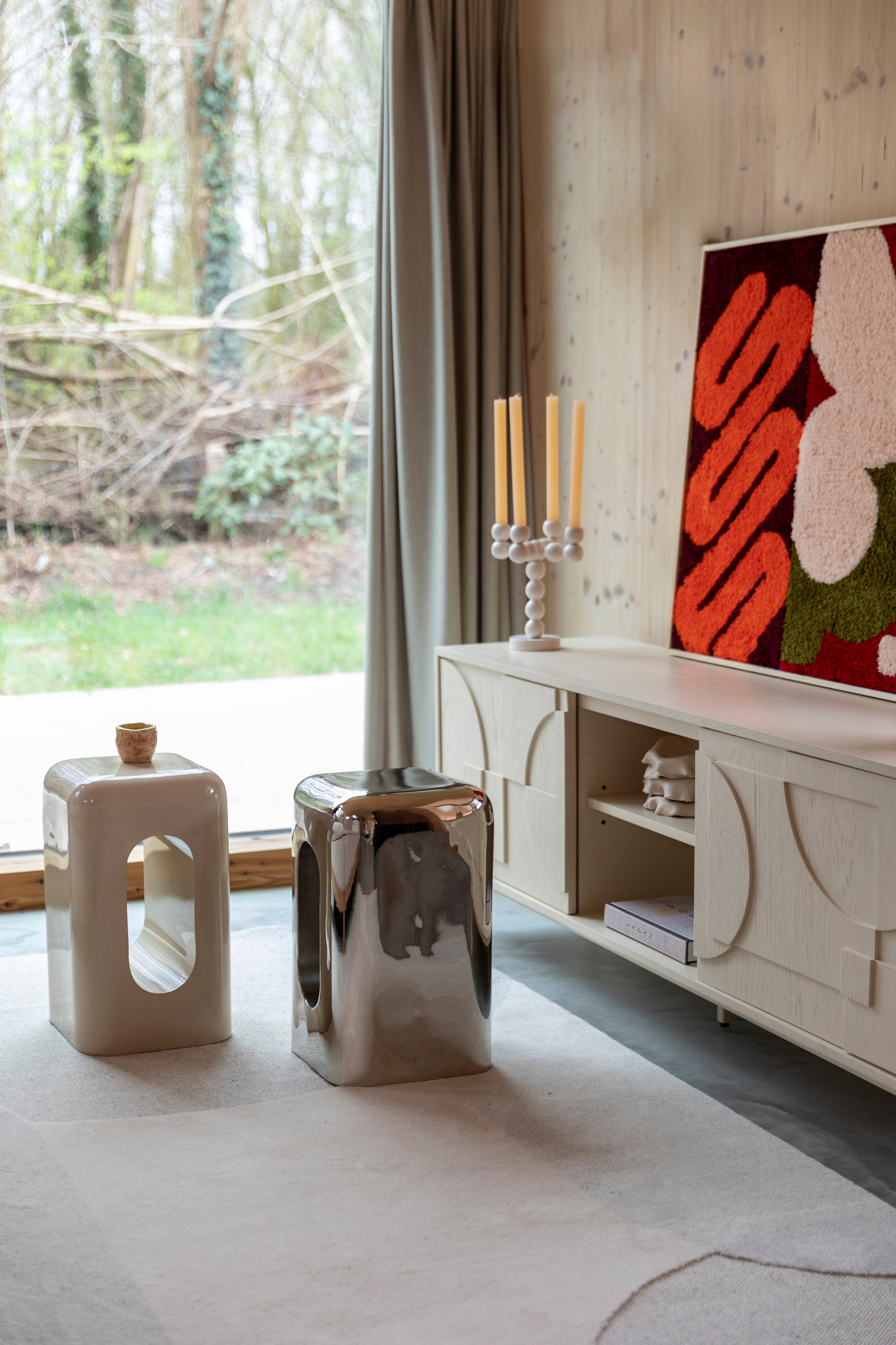 Boční stolek CREEK béžový