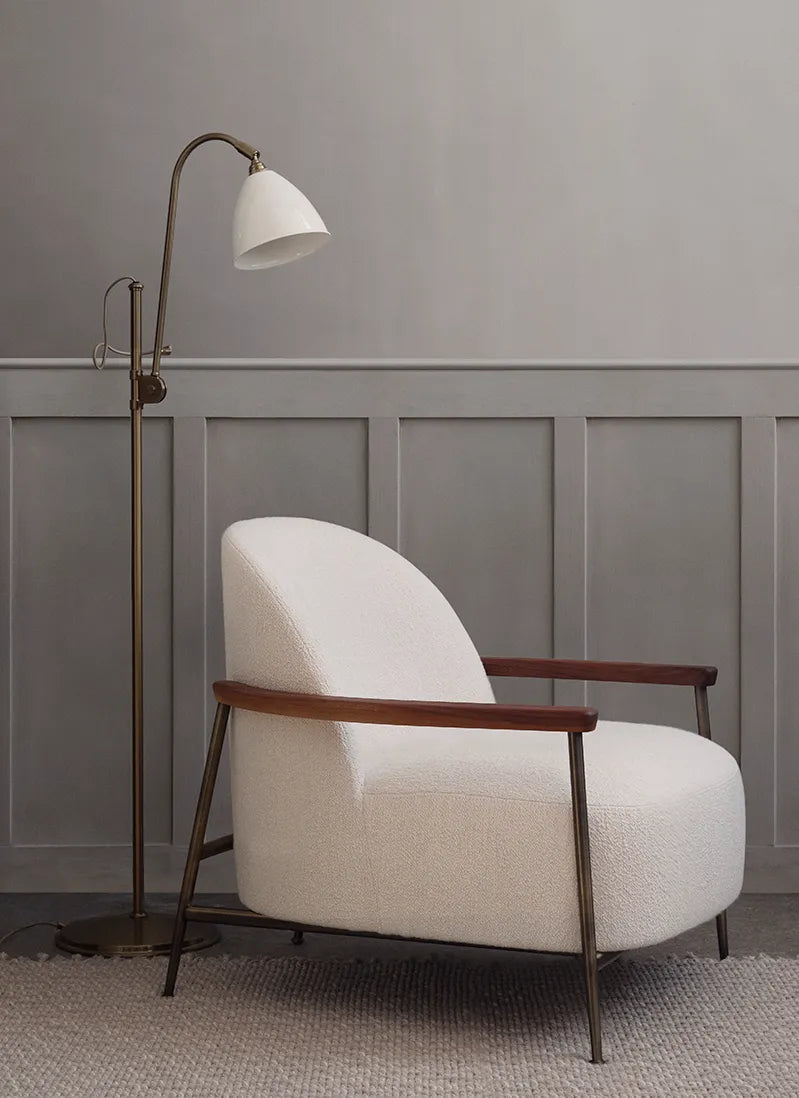 BESTLITE BL3 floor lamp in brass with a black shade