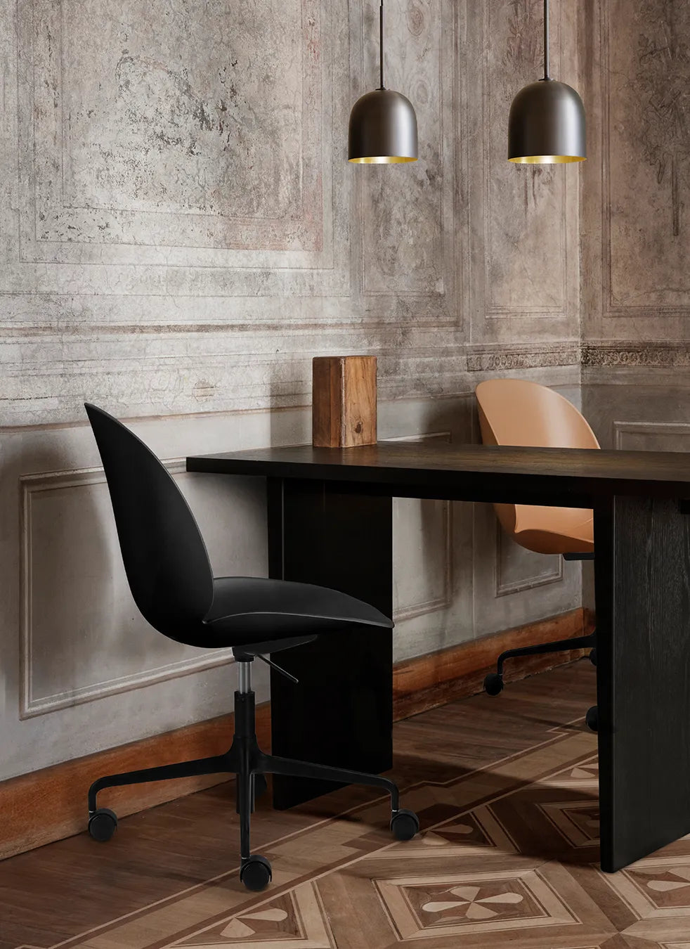 BEETLE upholstered office chair