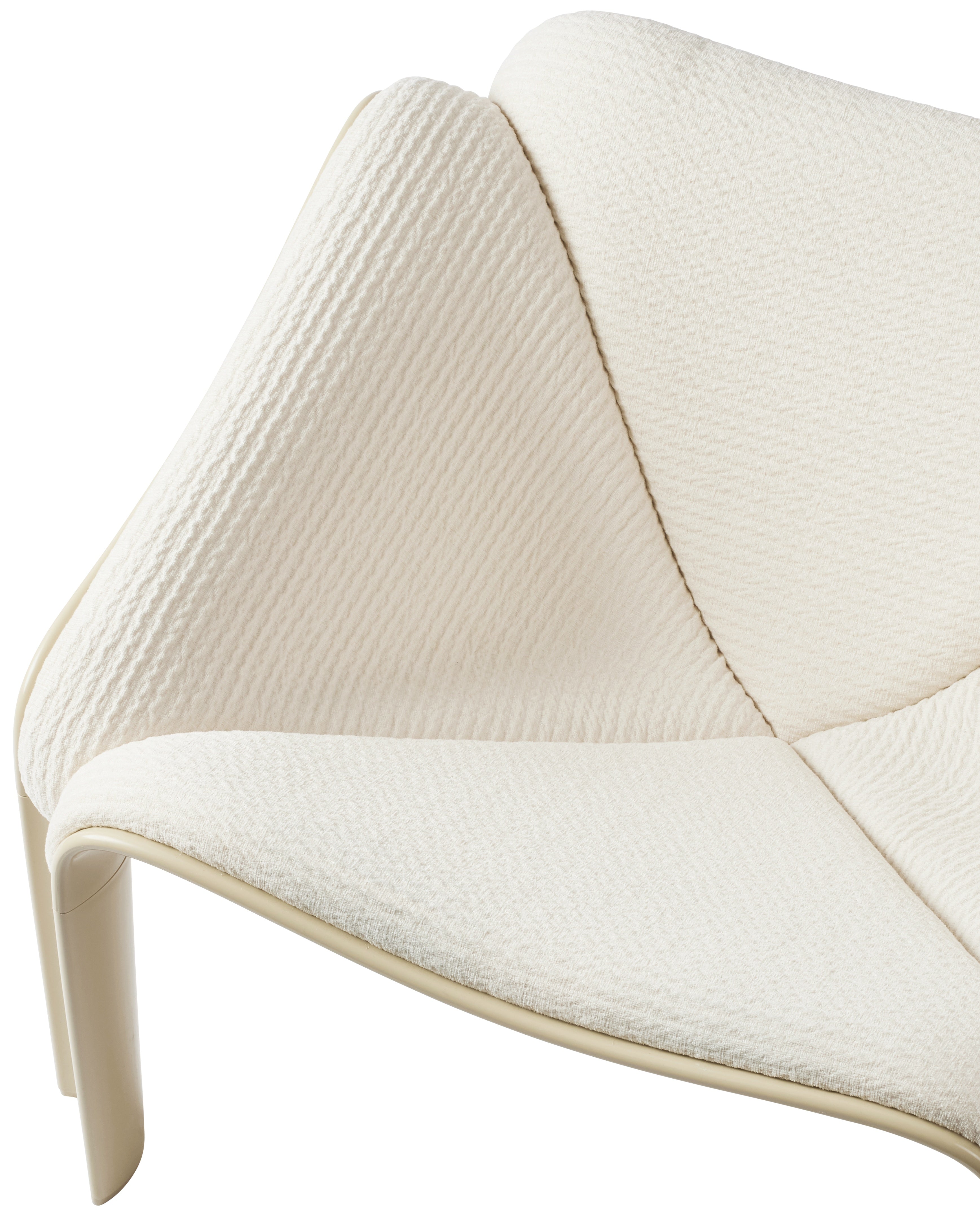 F300 Armchair in White with Cream Base