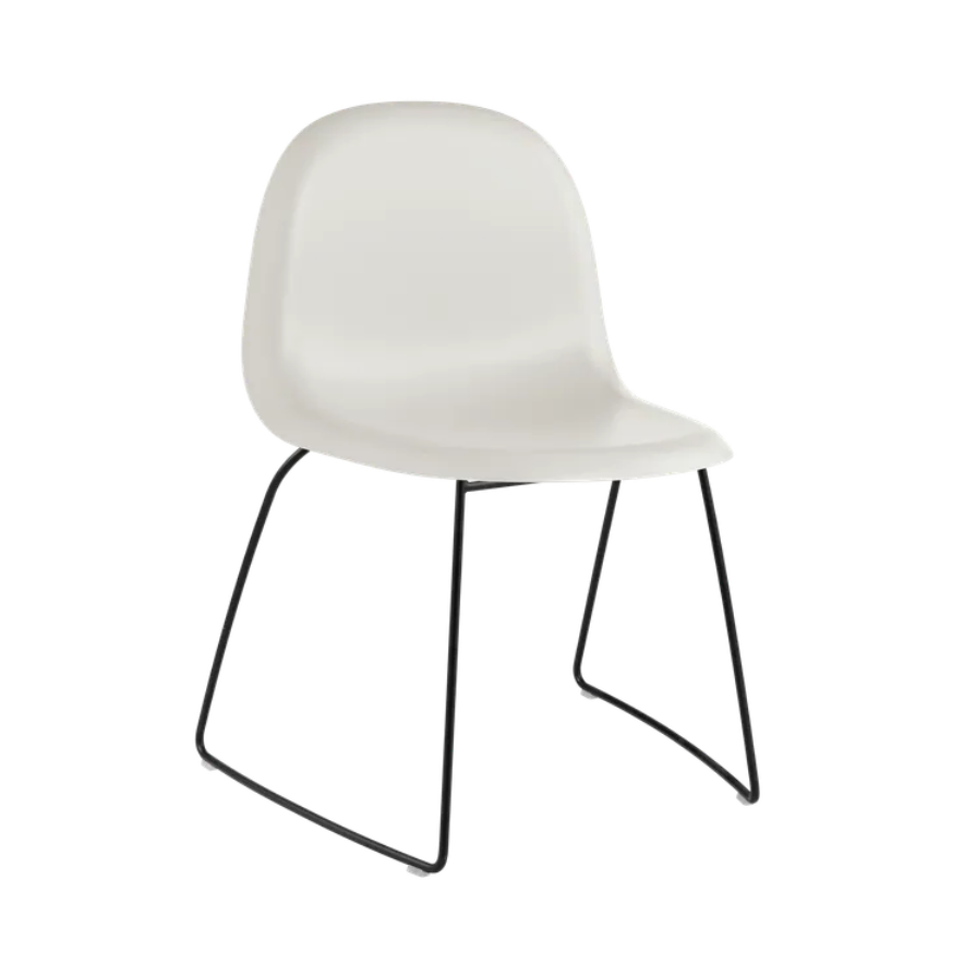 Židle GUBI 3D bílý sedák s černou základnou