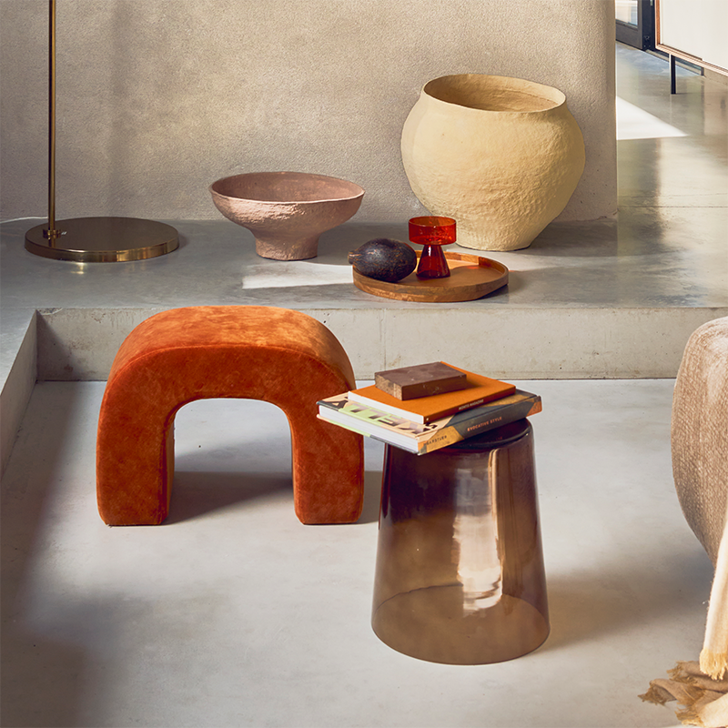 Boční stolek KAI hnědé sklo