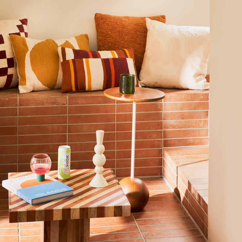 Svícen KHANYA zlomená bílá