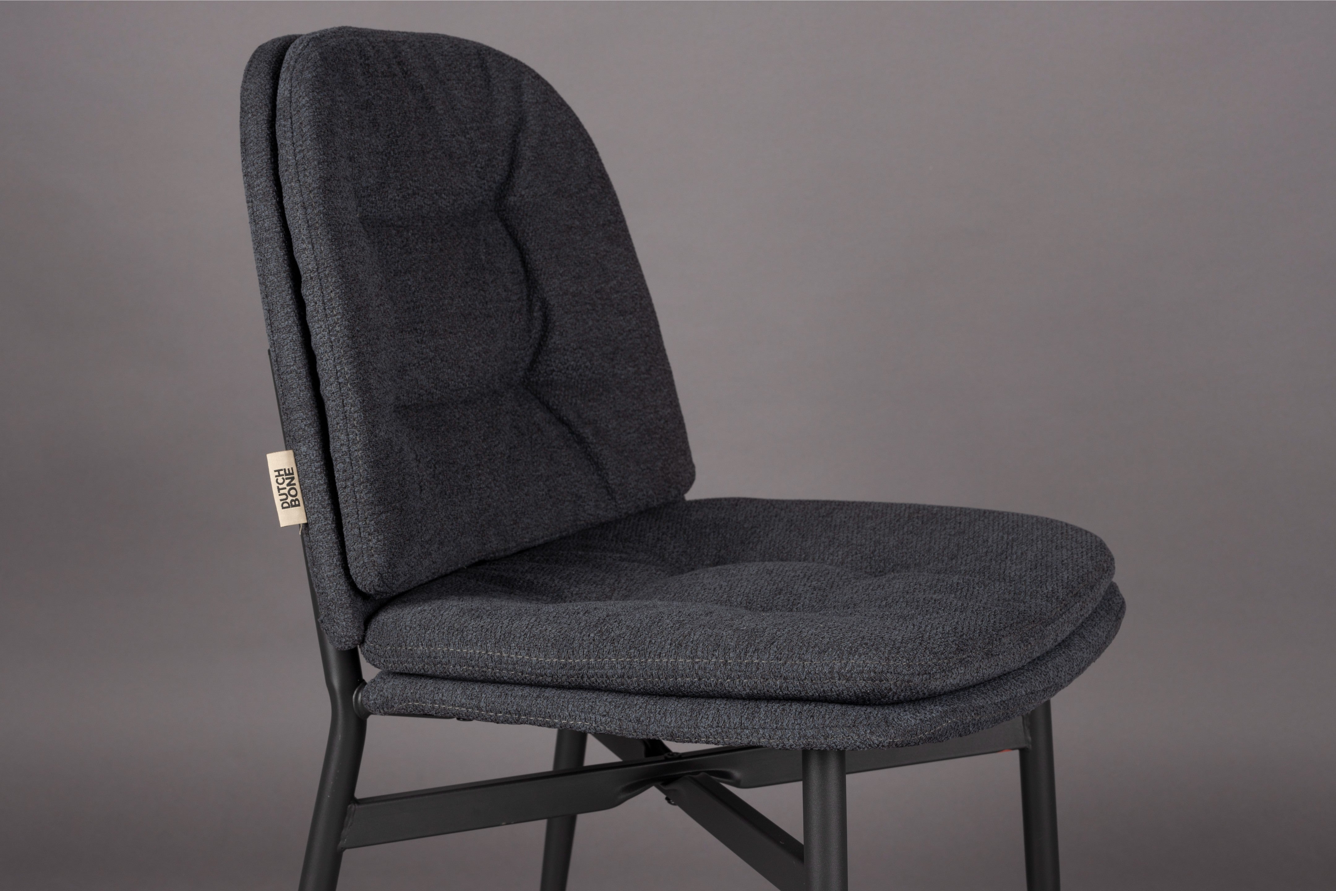 Židle JADE tmavě modrá s černým podstavcem