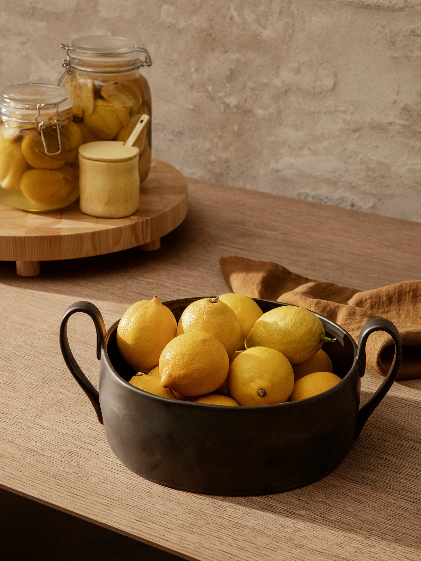 Mísa FLOW STŘEDOVÝ KUS černá