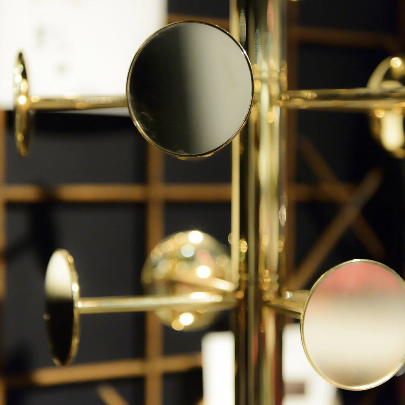 CHAPERON silver standing coat rack