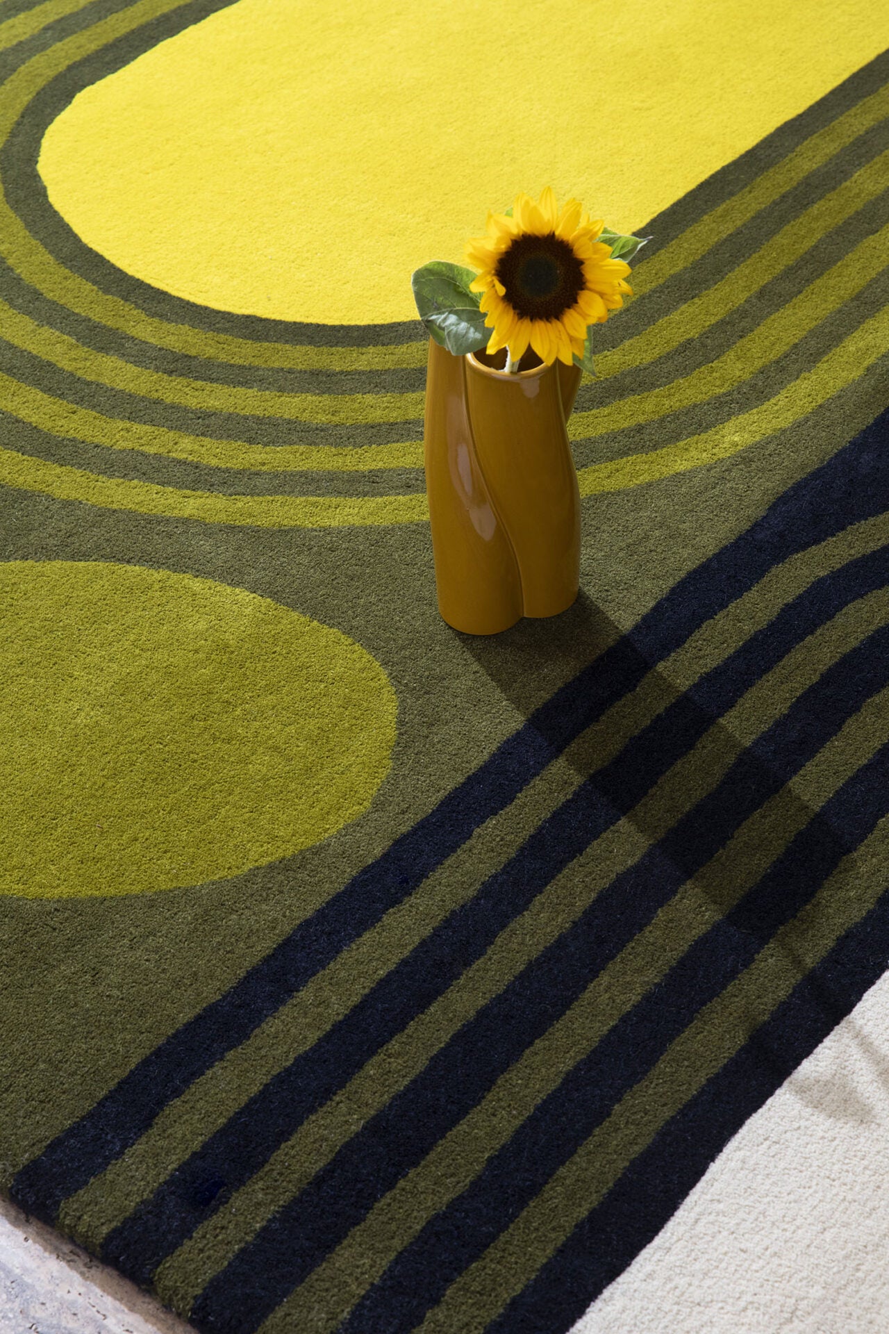 STRIPED TULIP SEAGRASS rug green