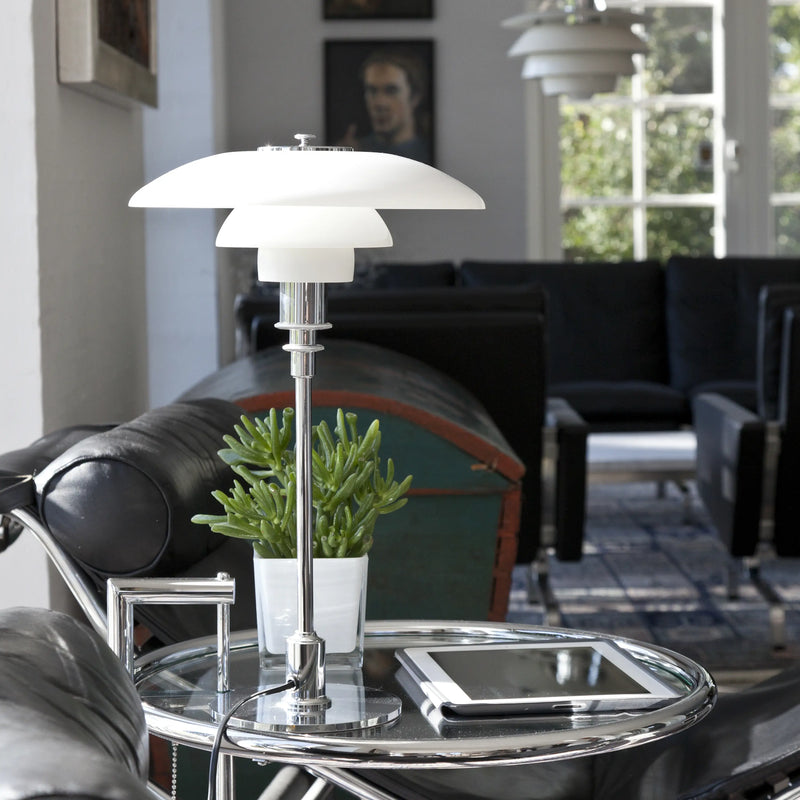 Stolní lampa PH 3/2 bílá s chromovaným podstavcem