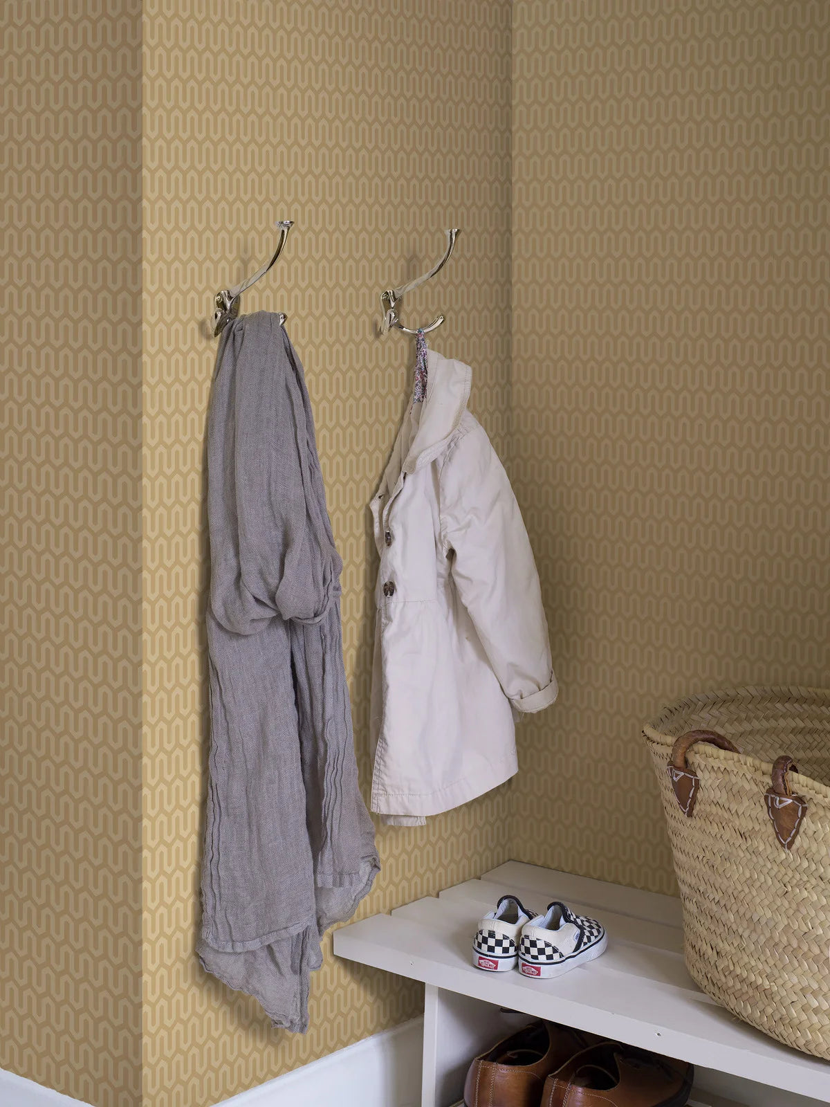 Tapeta flizelinowa papierowa z geometrycznym wzorem YPSILON żółty