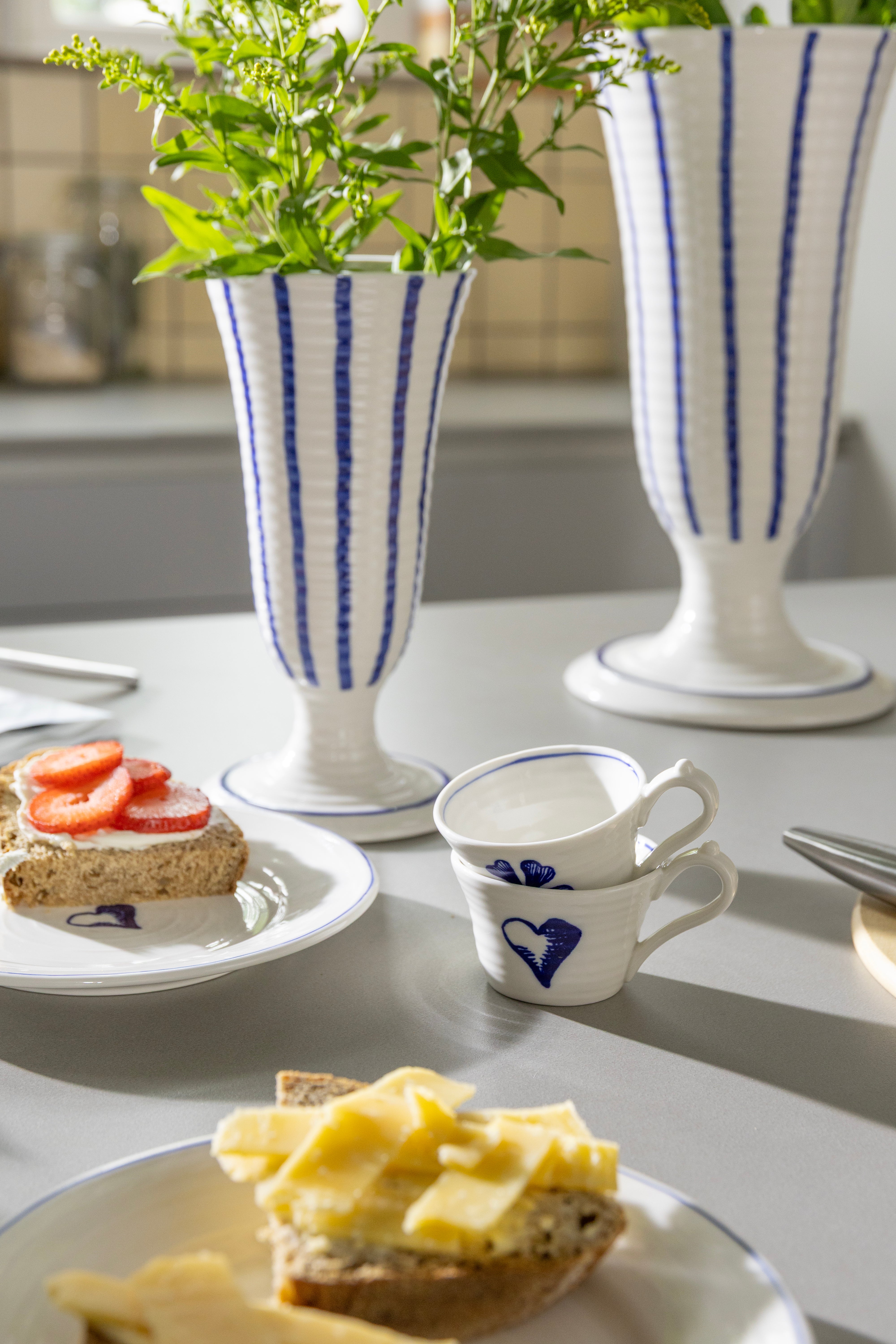 Sada šálků ANOUK CLOVER bílá s modrou