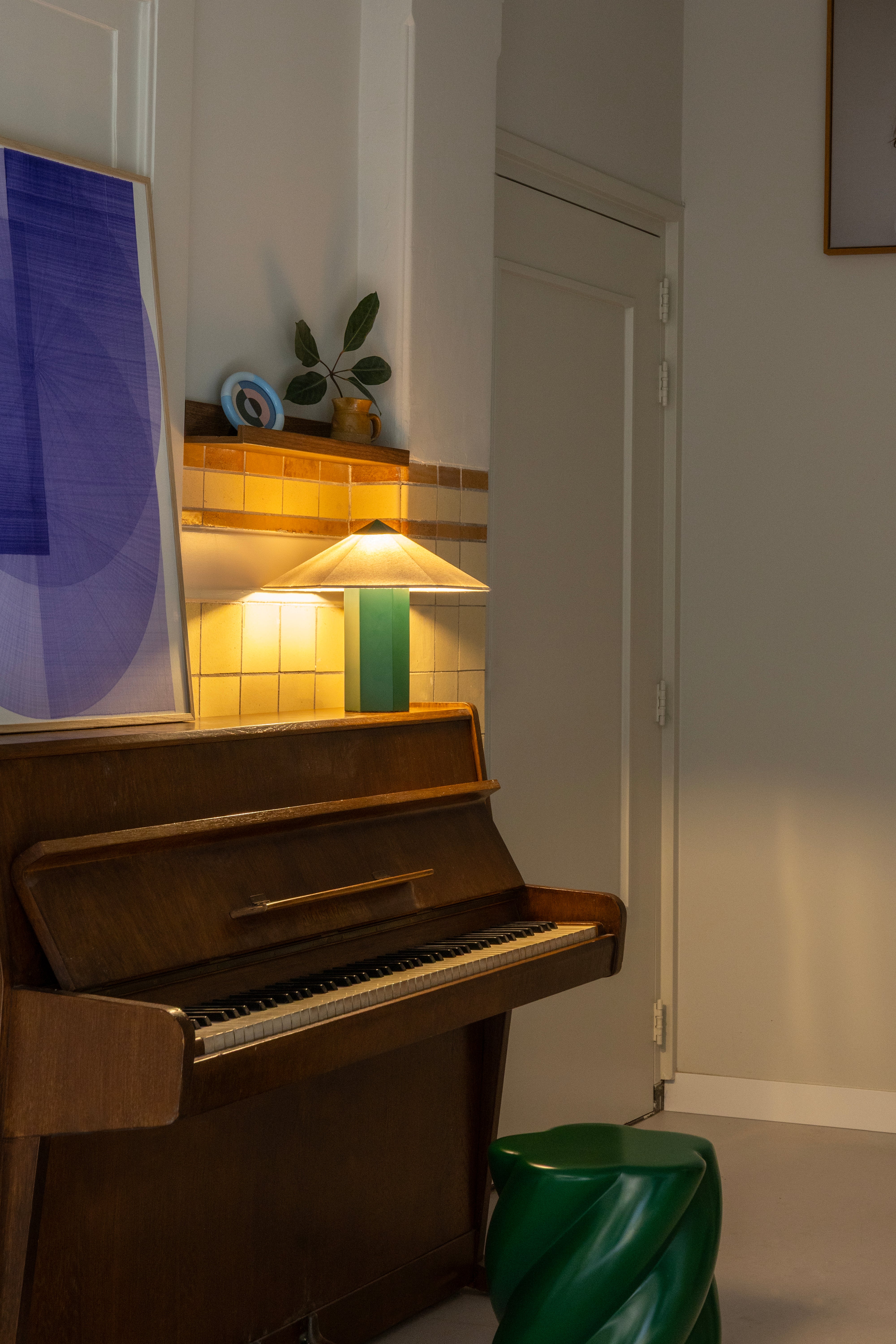 Stolní lampa PHIRA zelená s lněným stínidlem