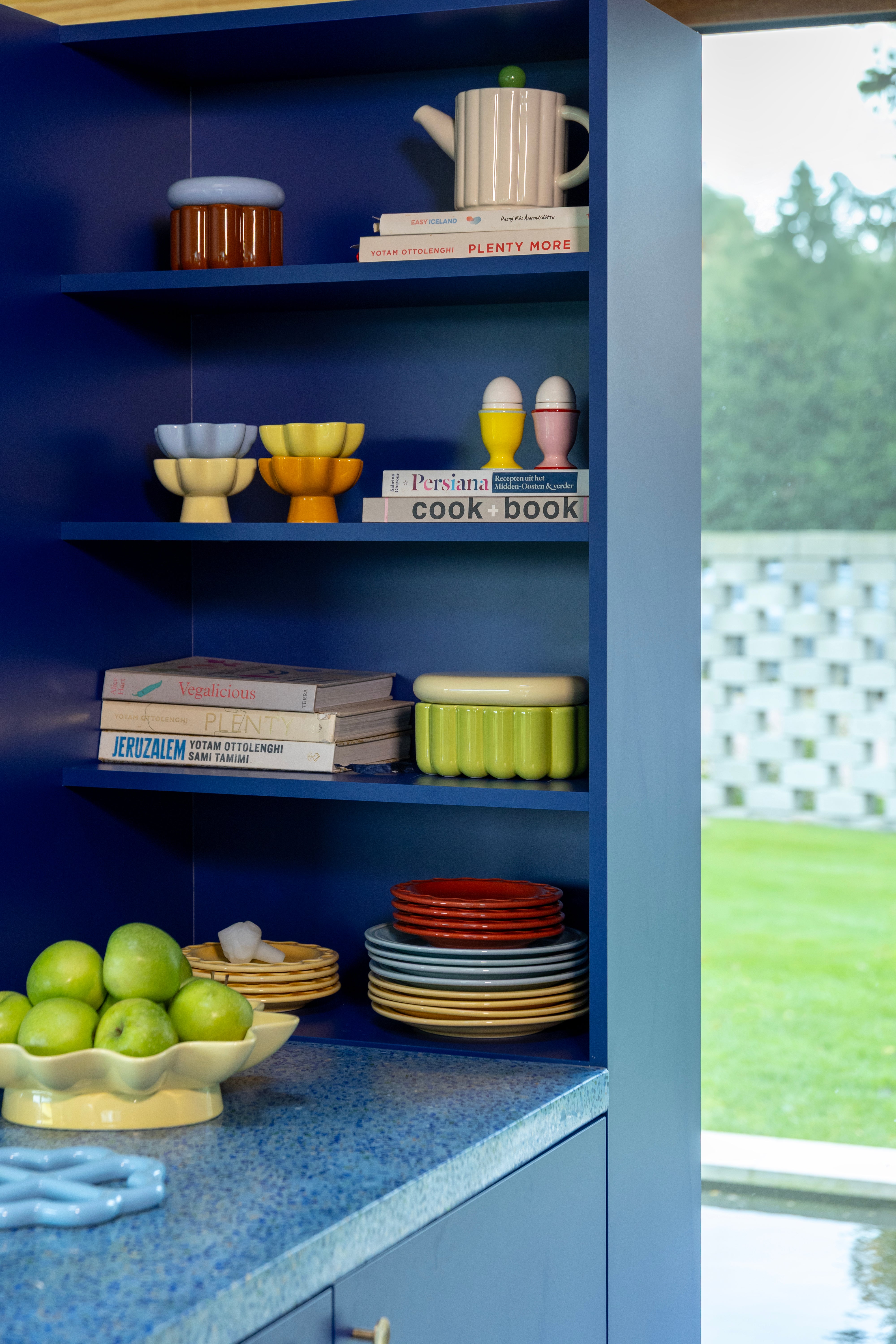 Sůlnička a pepřenka EGG žlutá s modrou a bílou