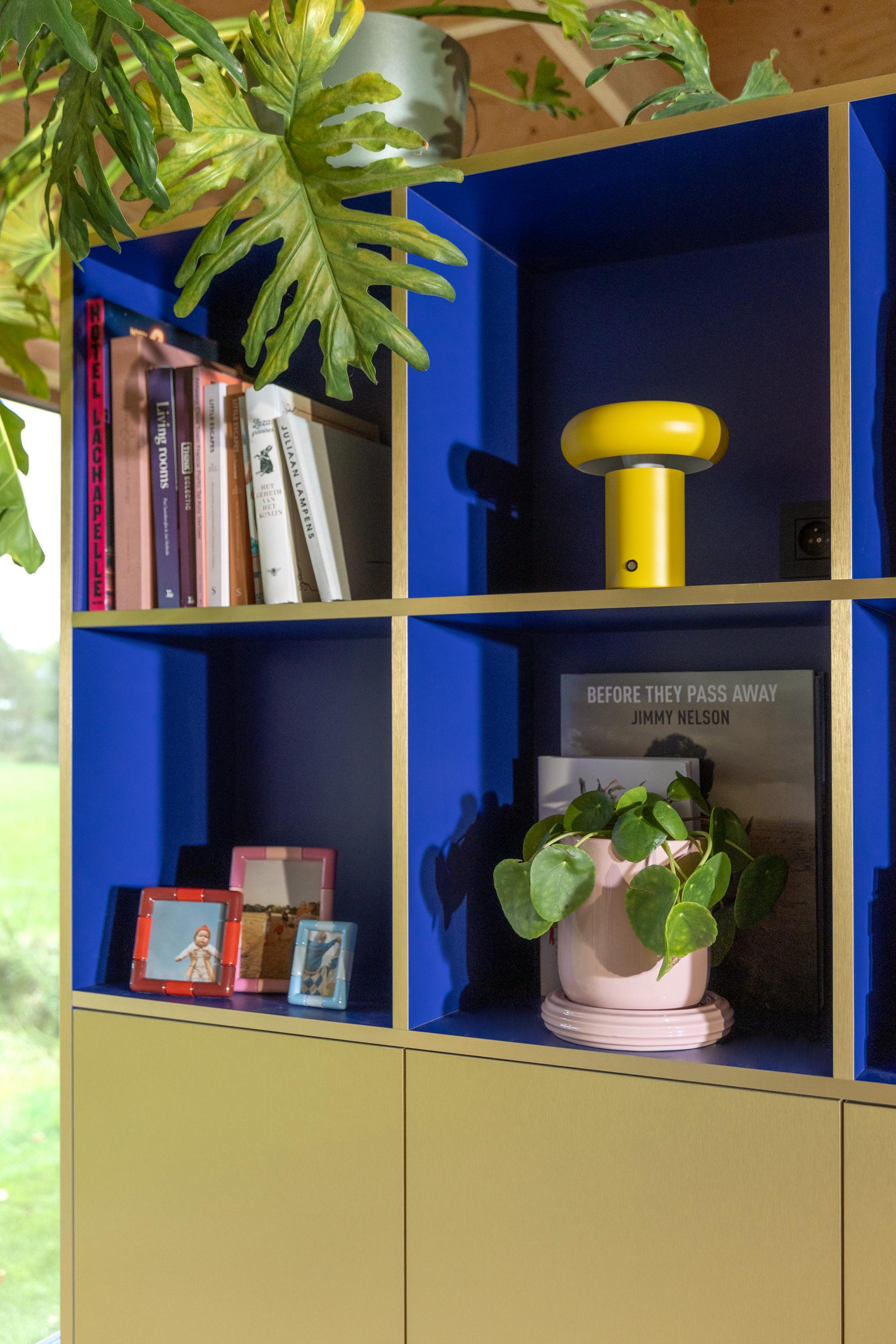 Rám na fotografie RIFT SQUARE burgundský s červenou