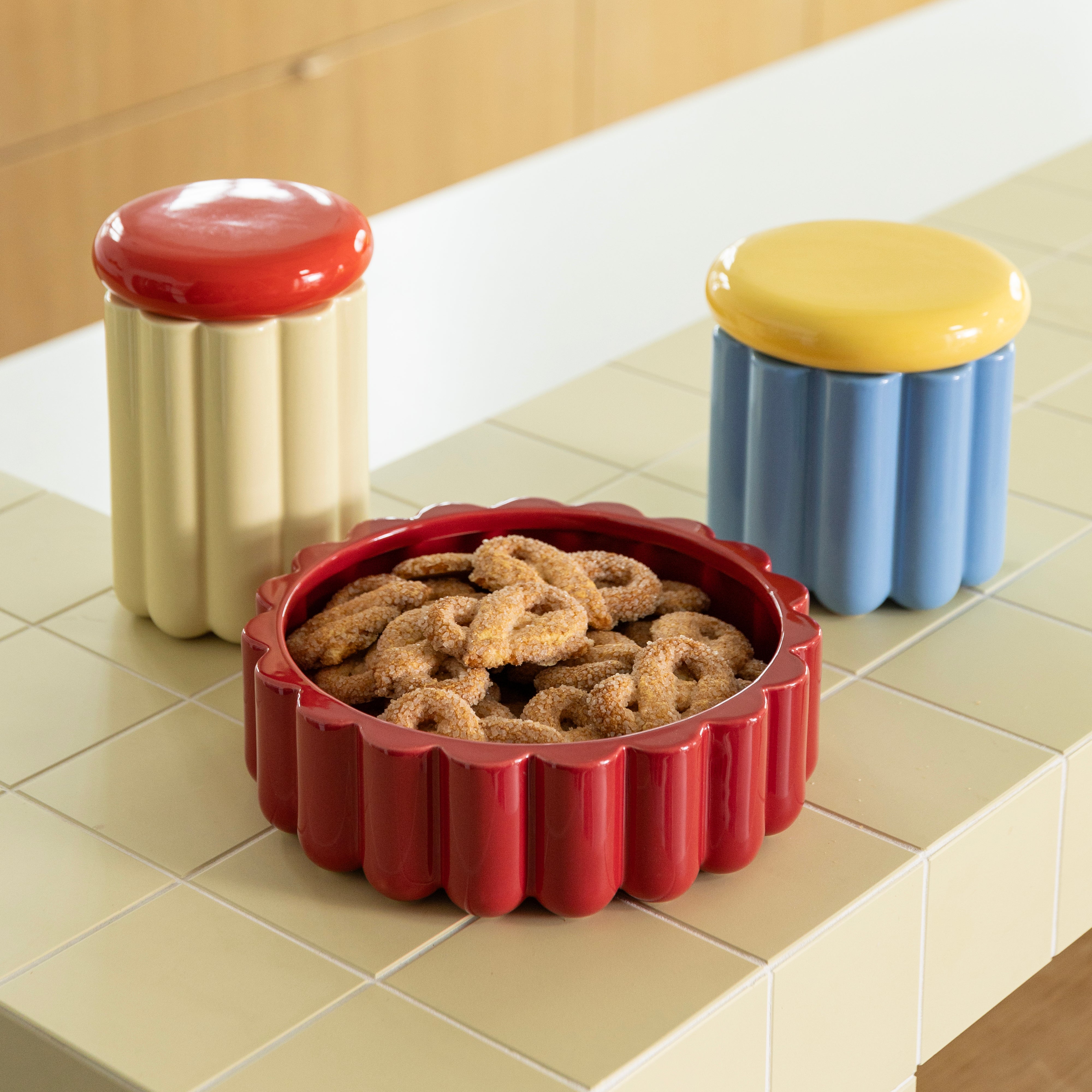 Pojemník CHARLO červený s růžovým víkem