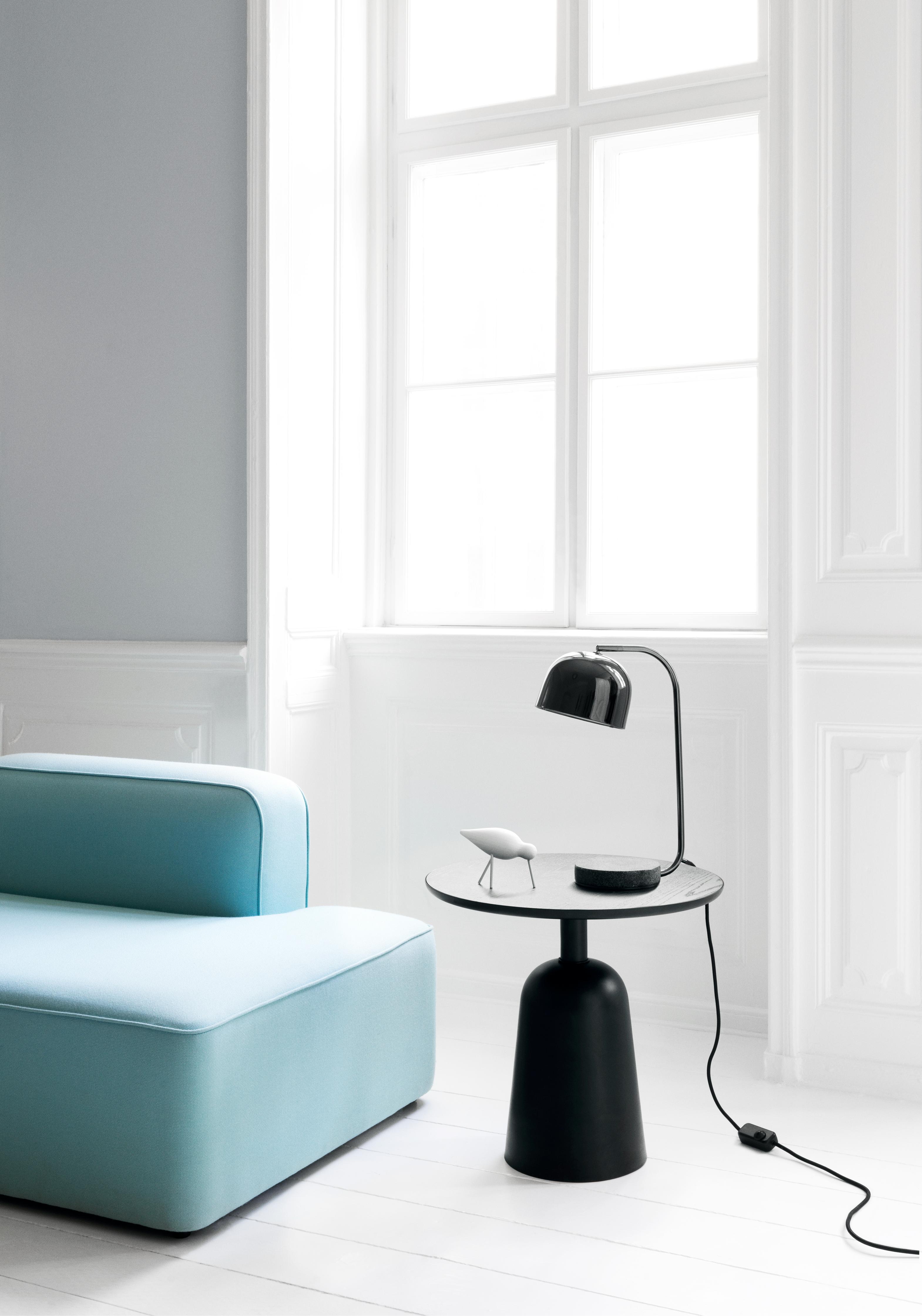 GRANT black table lamp with black granite