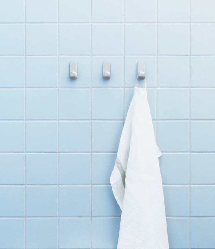 CURVE matte silver hanger set