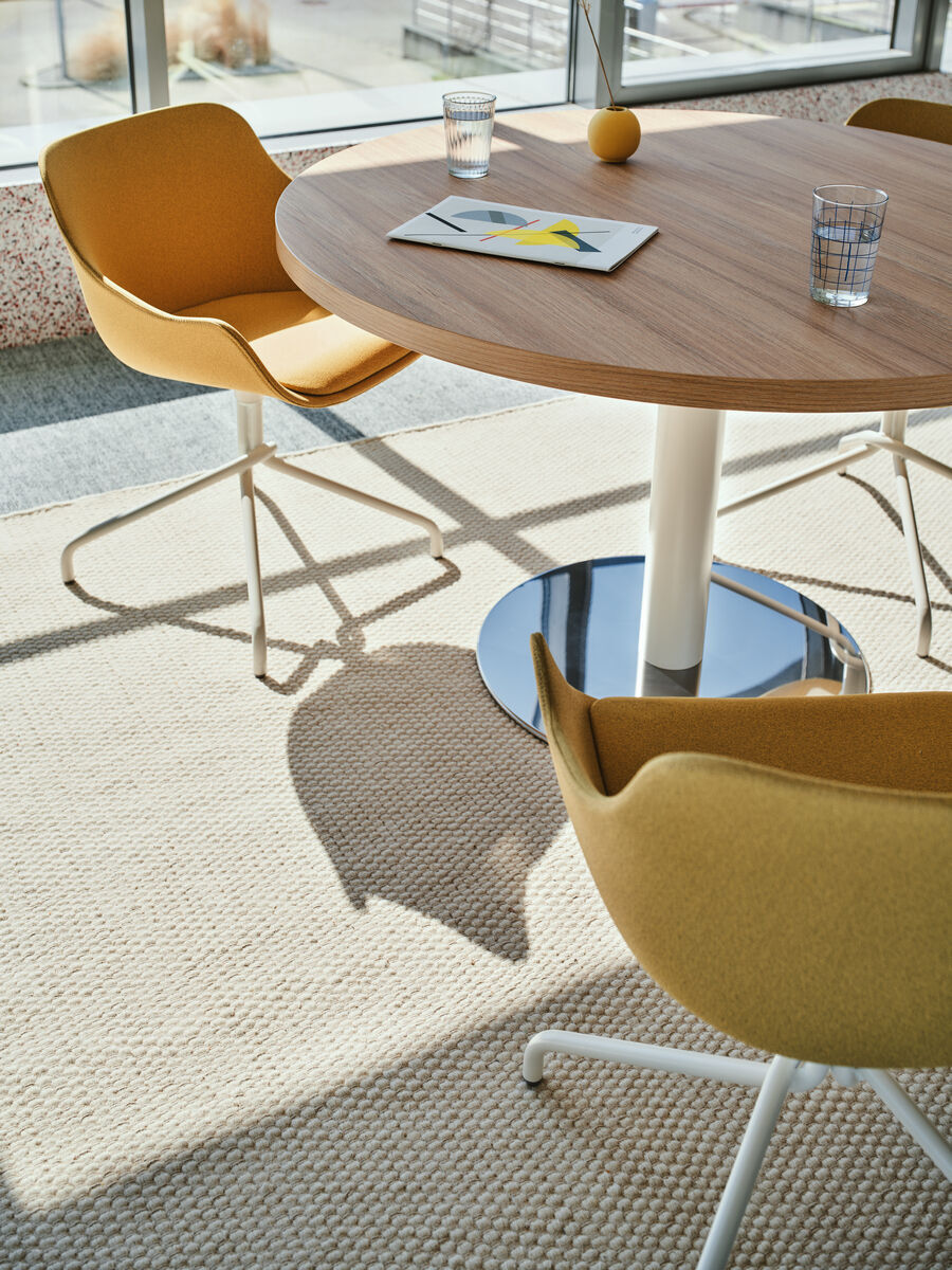 Krzesło obrotowe BALTIC CLASSIC podstawa metalowa - kolor do wyboru [Milena] MDD    Eye on Design