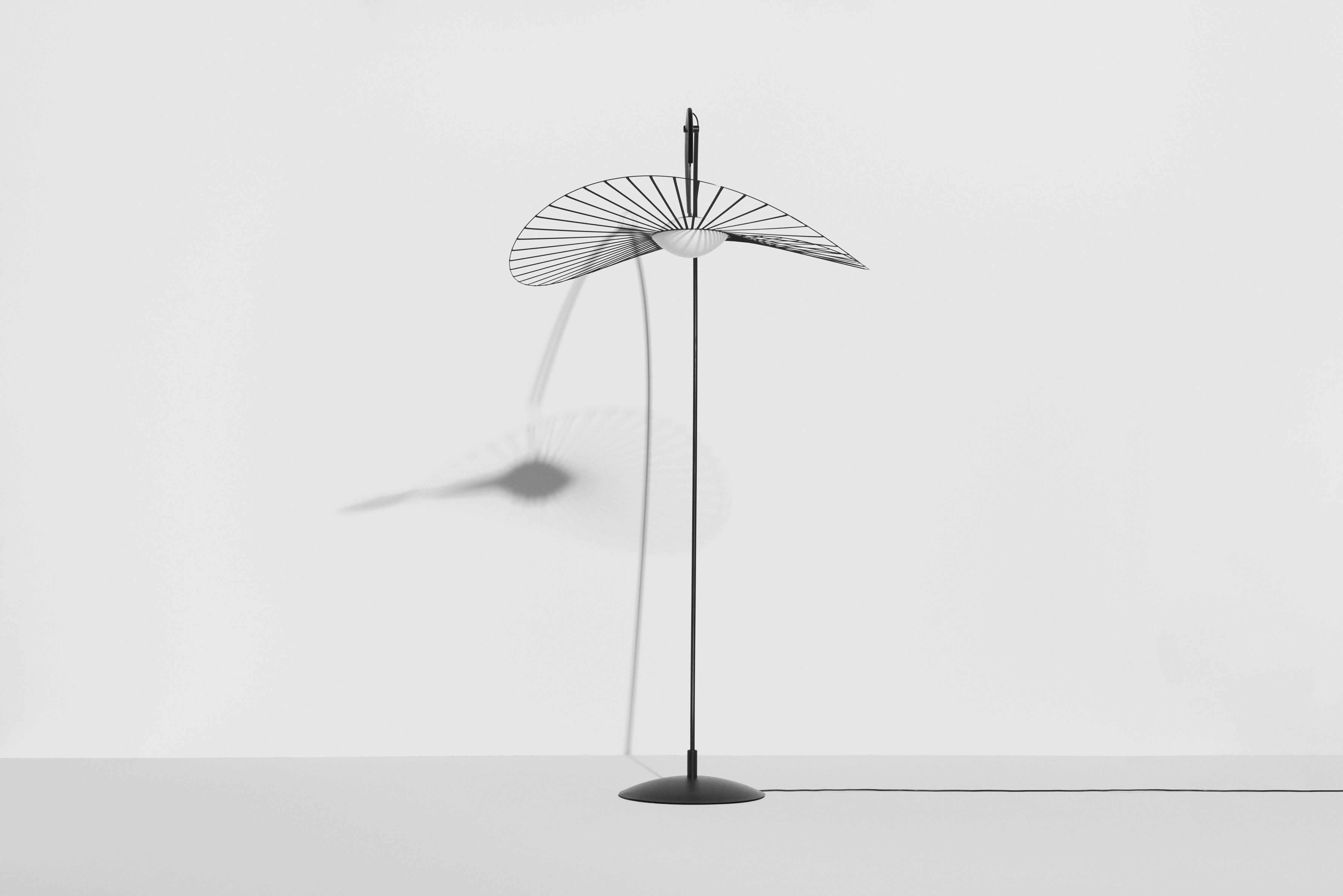 Lampa podłogowa VERTIGO NOVA czarny – Petite Friture
