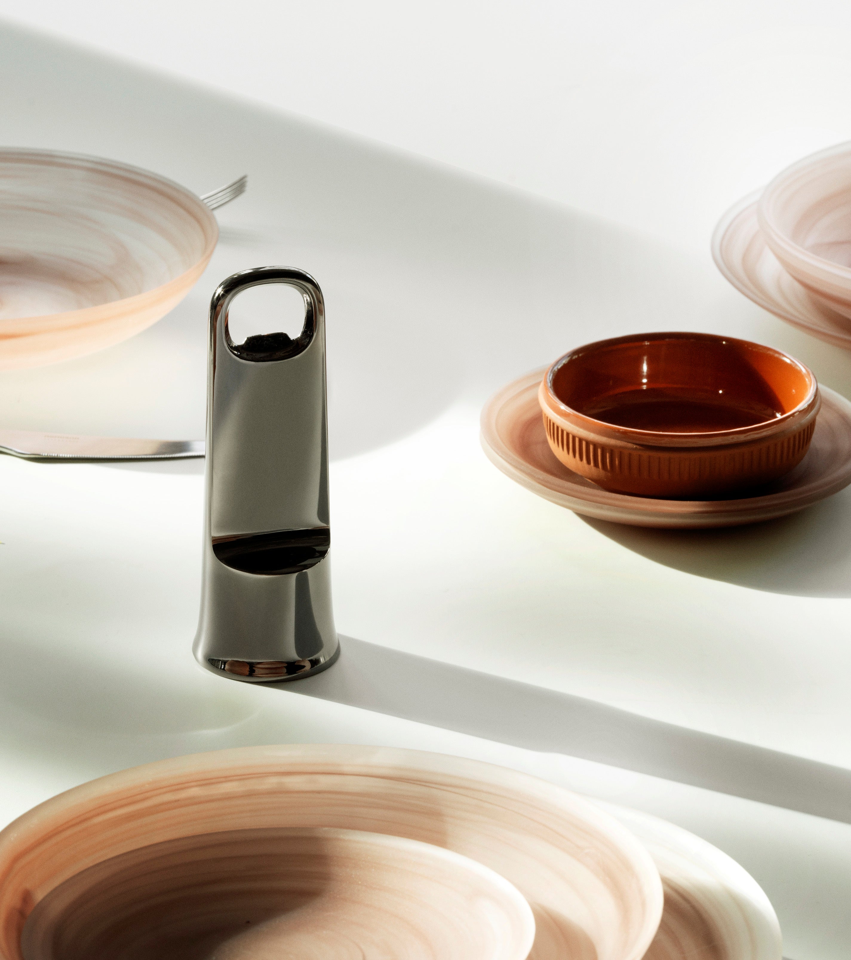 Otwieracz do butelek BELL czarny