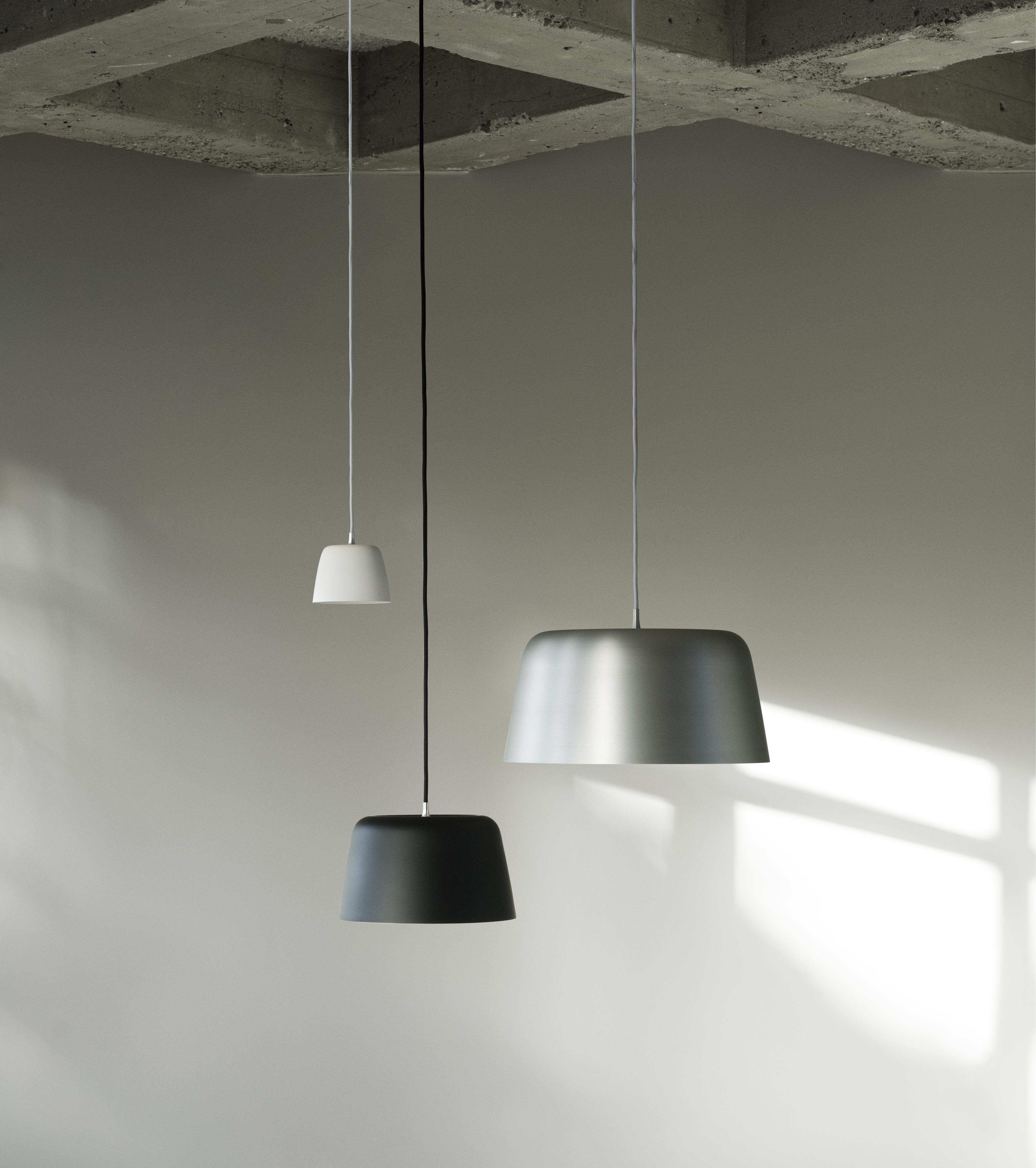 TUB black pendant lamp