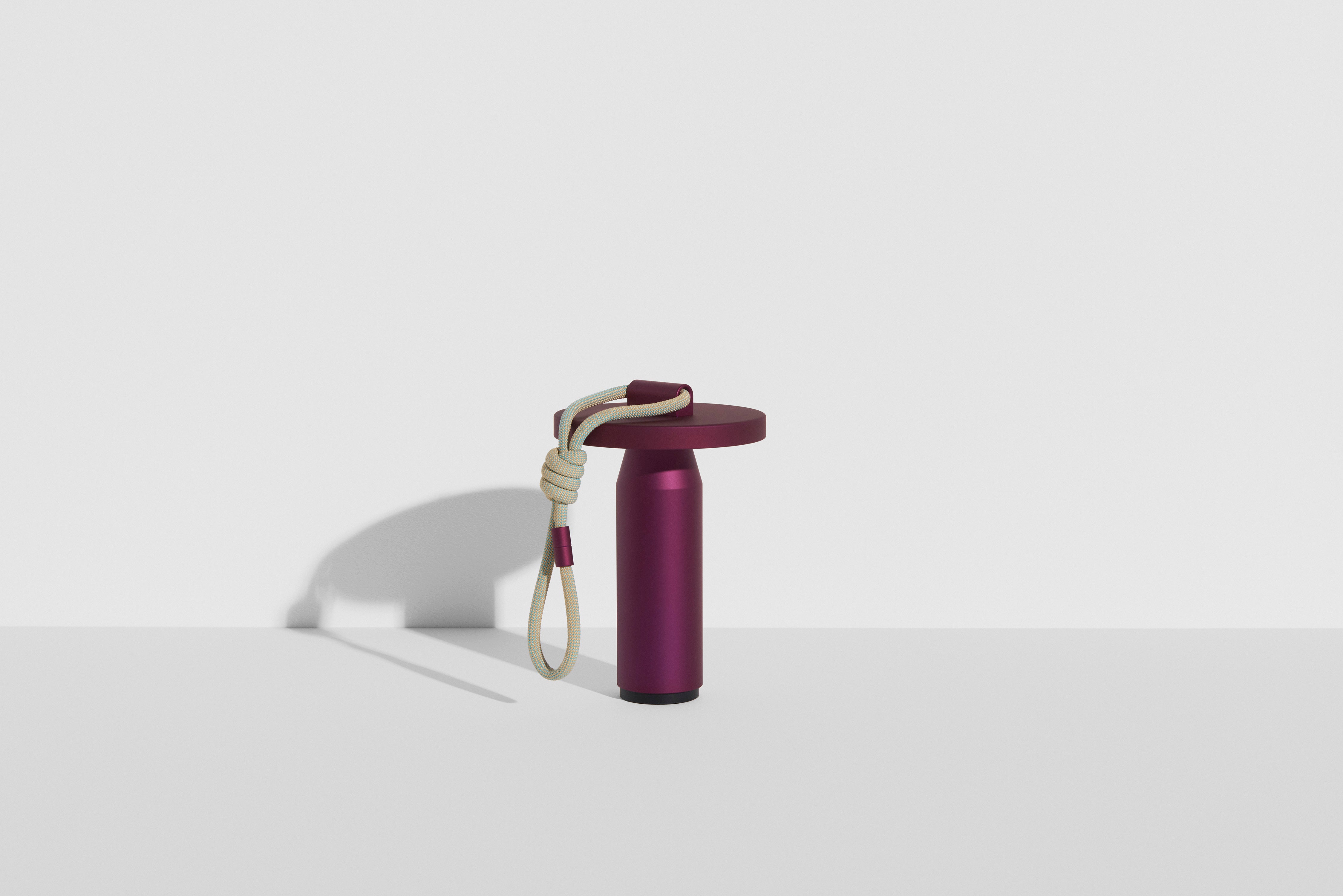 Lampa przenośna QUASAR fioletowy – Petite Friture