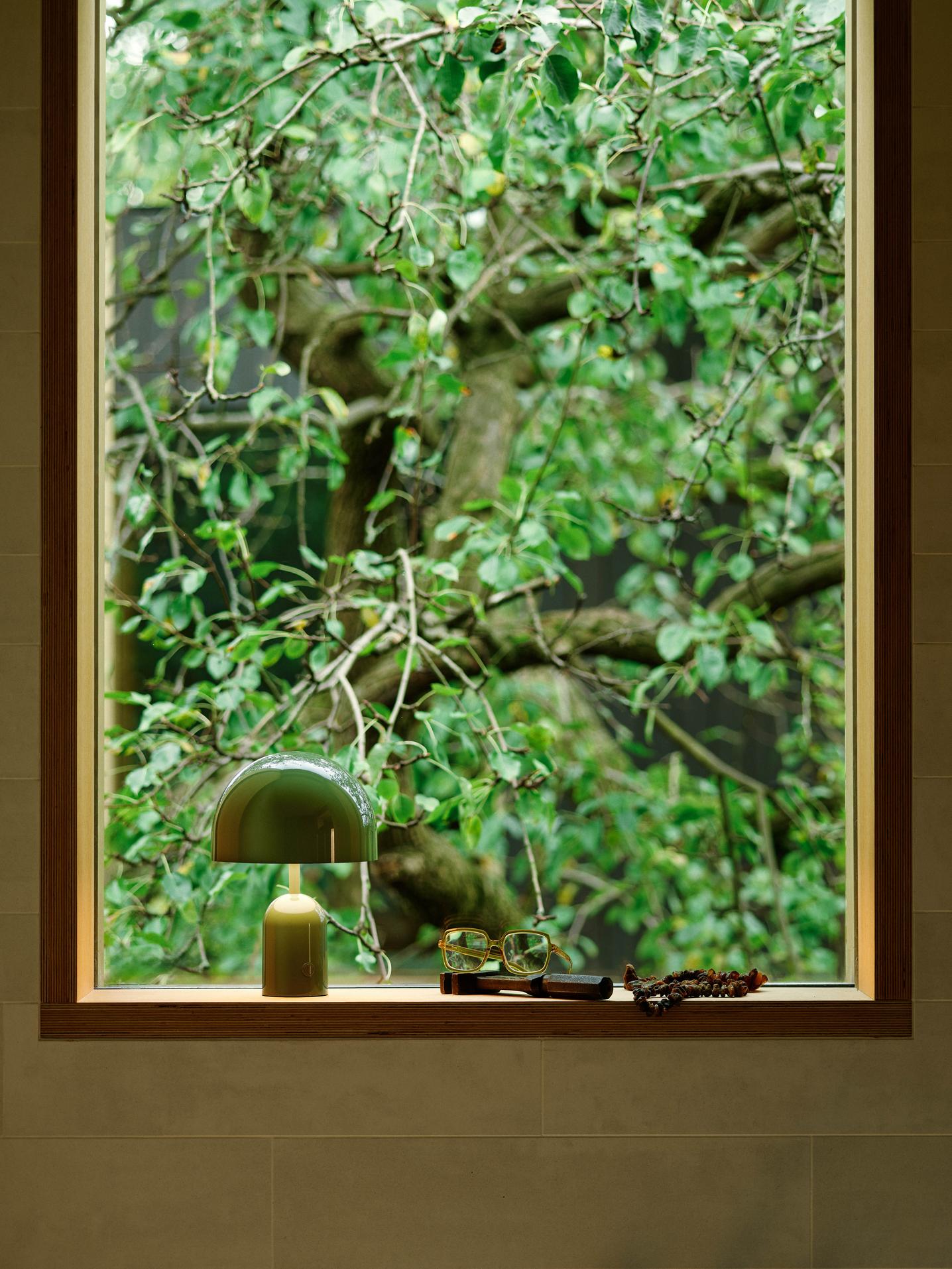 Lampa stołowa przenośna BELL zielony