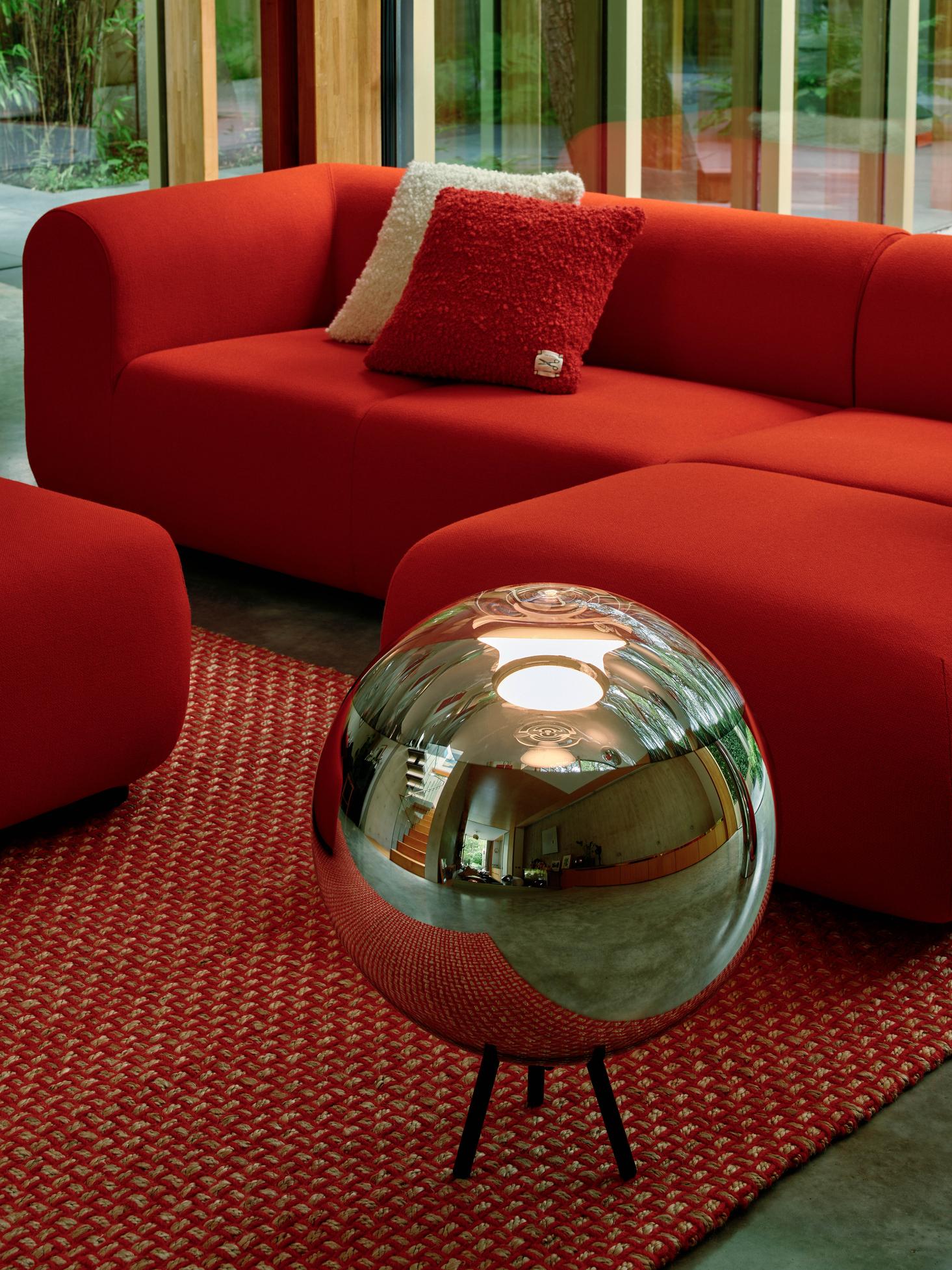 WEAVE rug red with beige