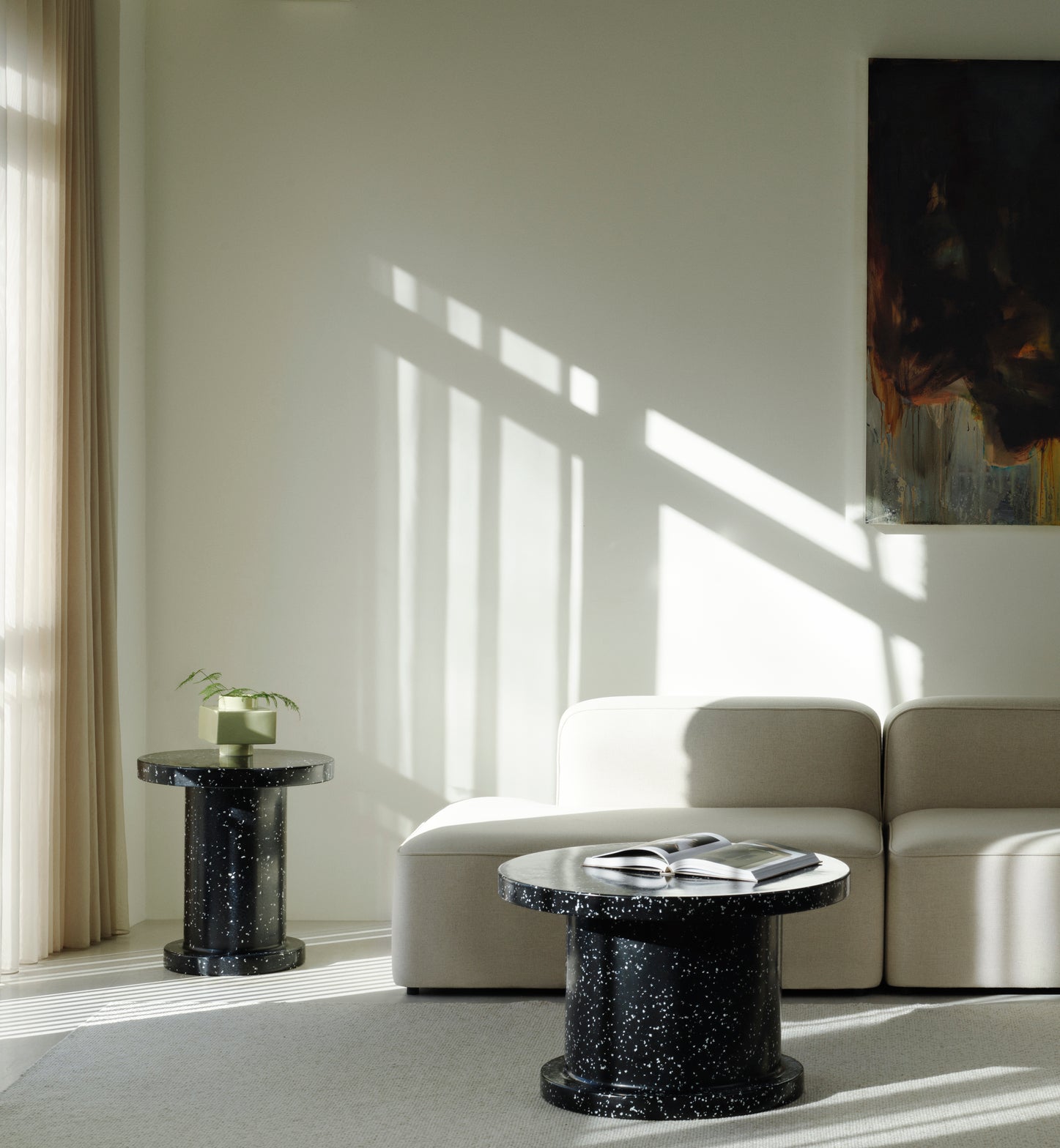 Black side side side table