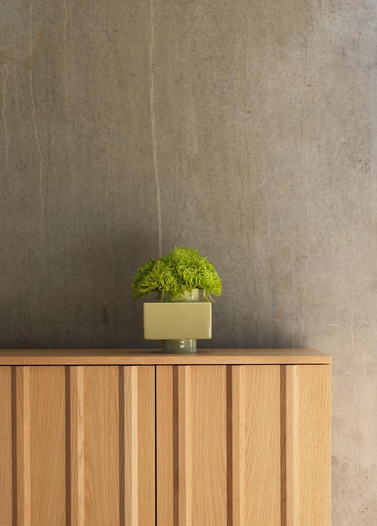 DEKO OBJECT sage green vase