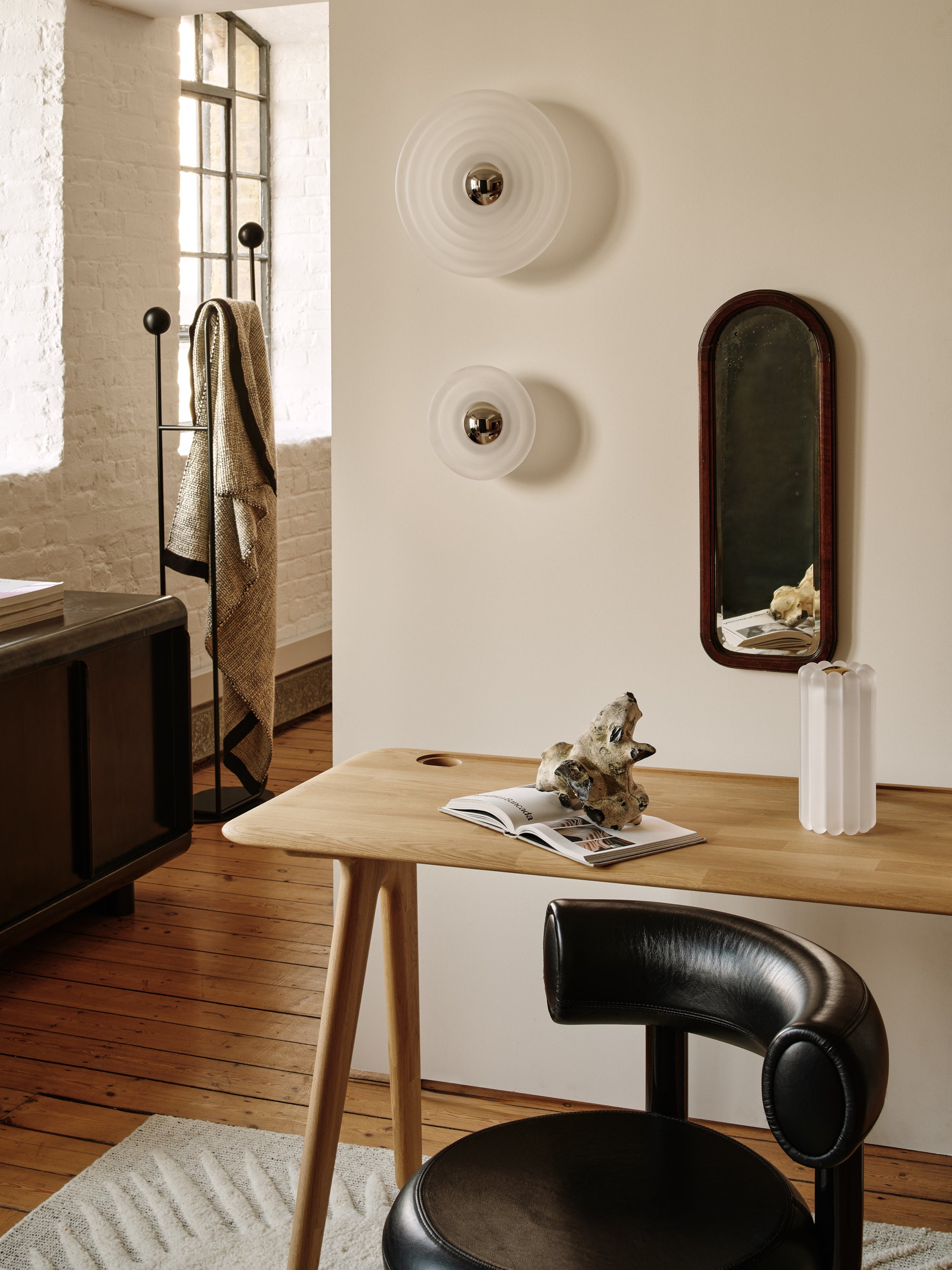 Lampa ścienna PRESS matowe szkło