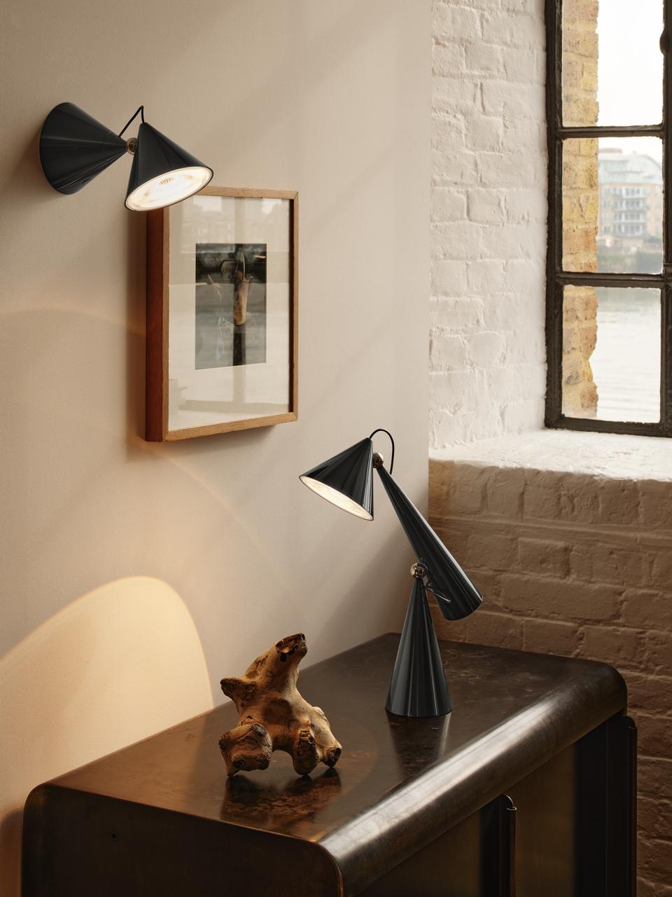 Stolní lampa POSE stříbrná