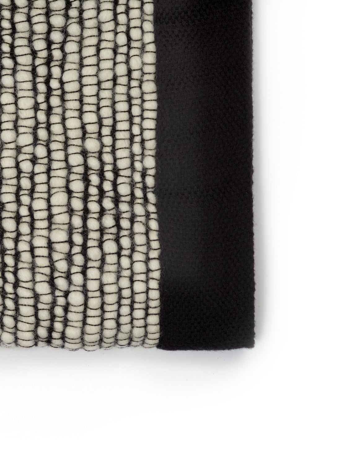 Koc THREAD krémový s černým