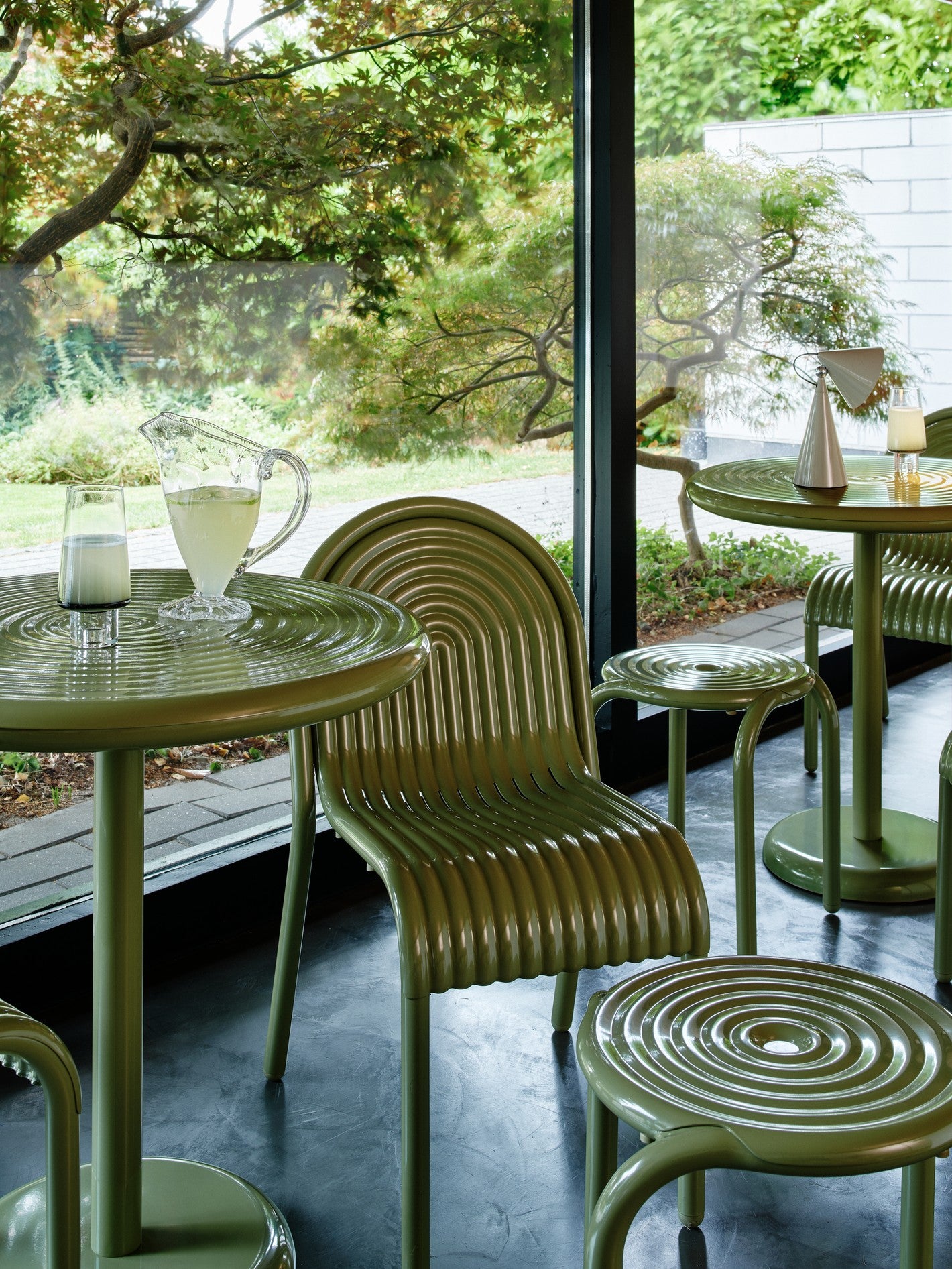 Zelené venkovní křeslo GROOVE