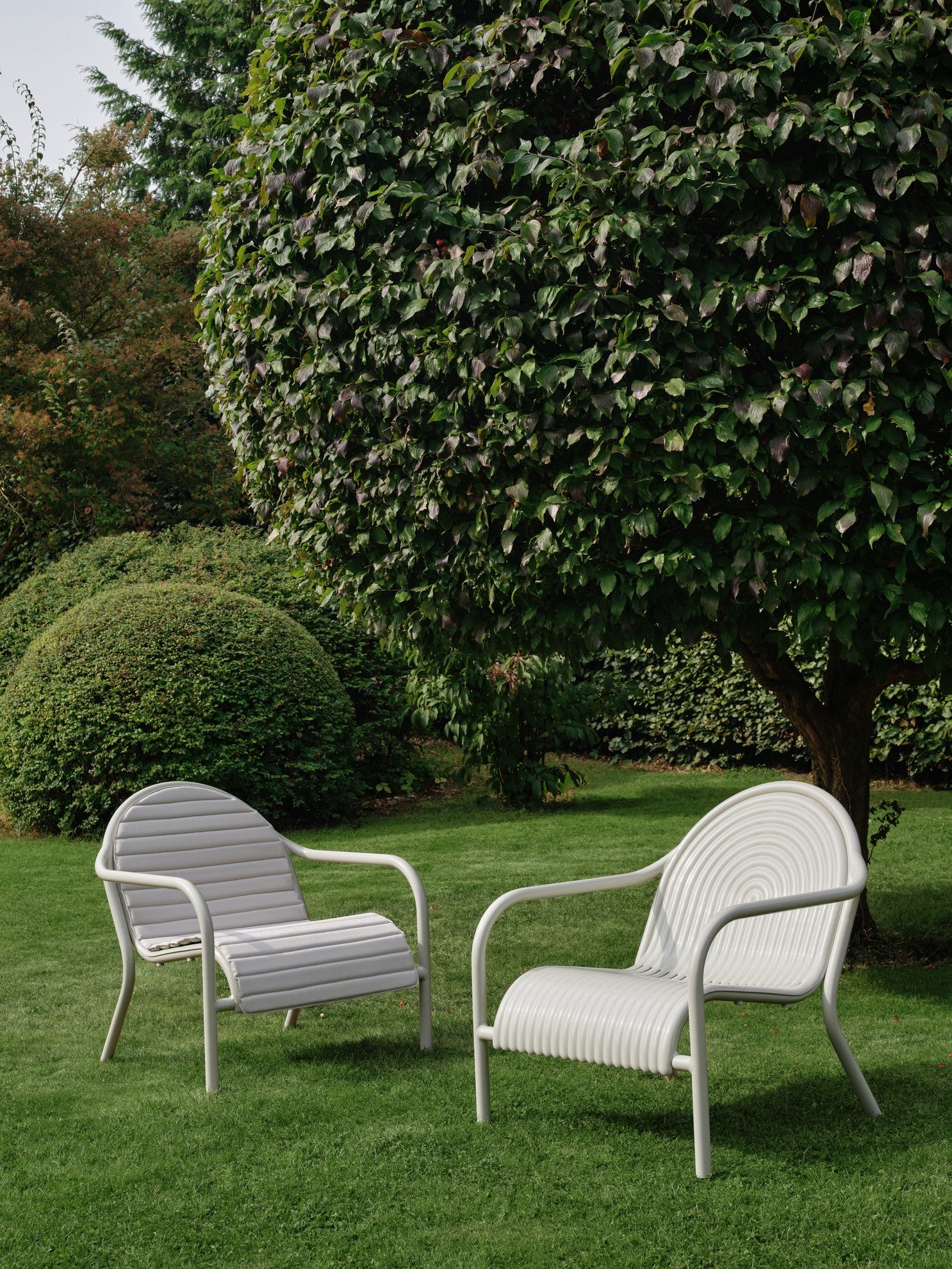 Outdoor Armchair GROOVE Broken White