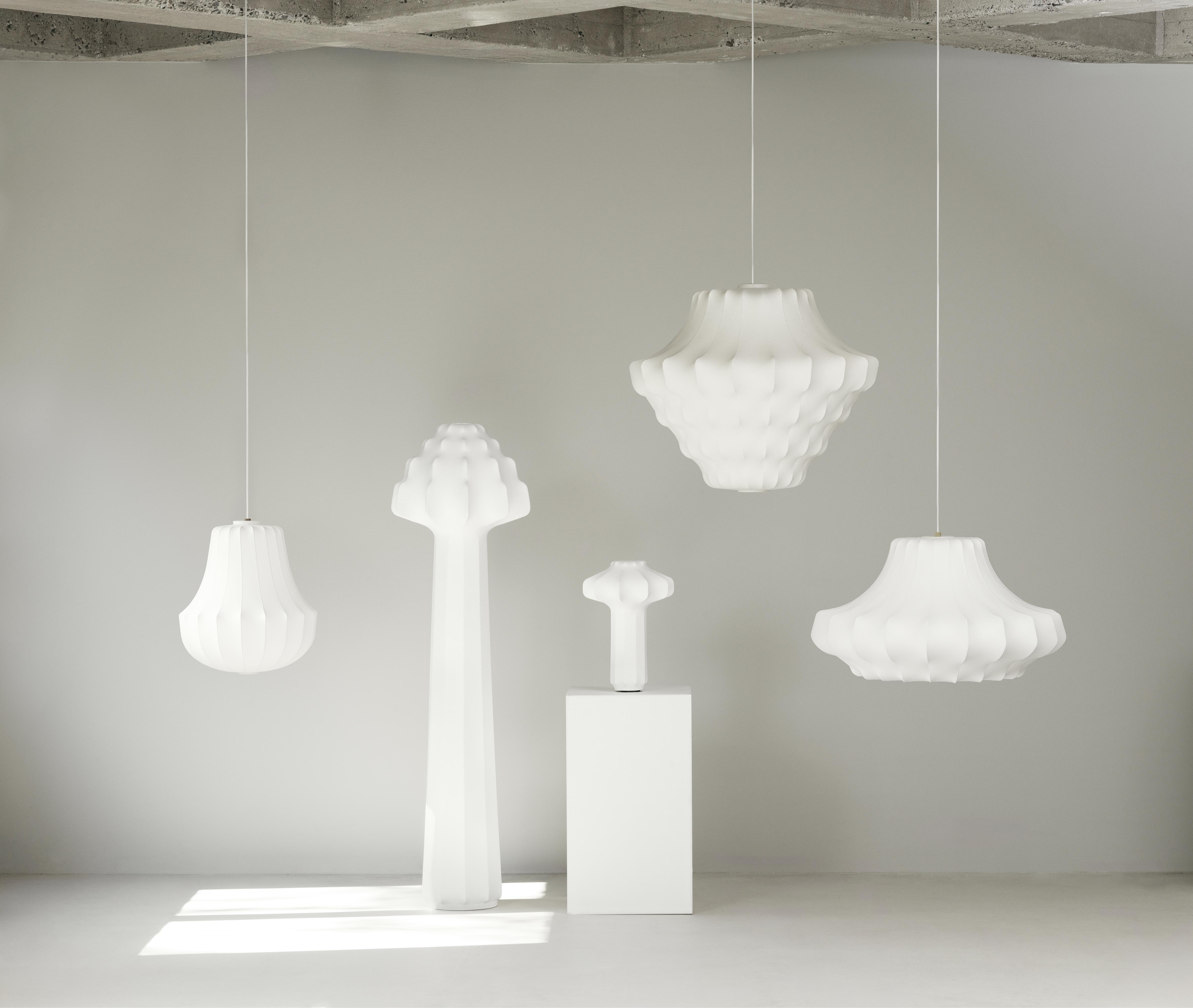 Stojací lampa PHANTOM bílá